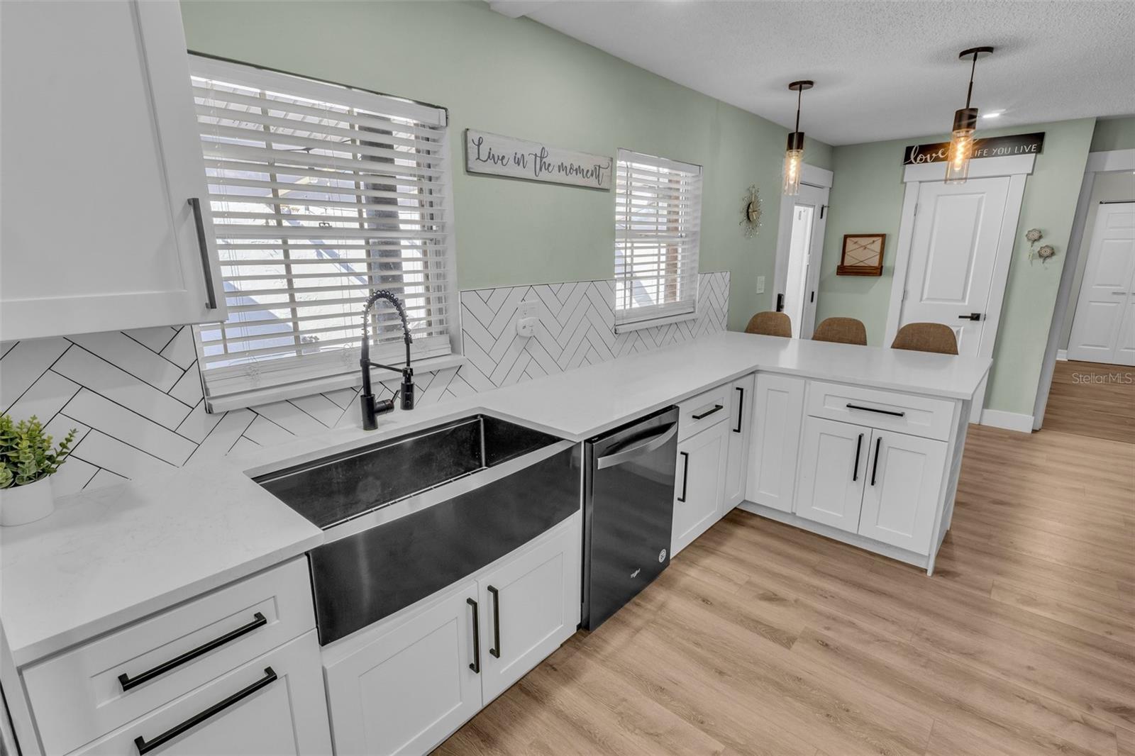 705 S LOCKWOOD RIDGE RD, SARASOTA, FL, 34237