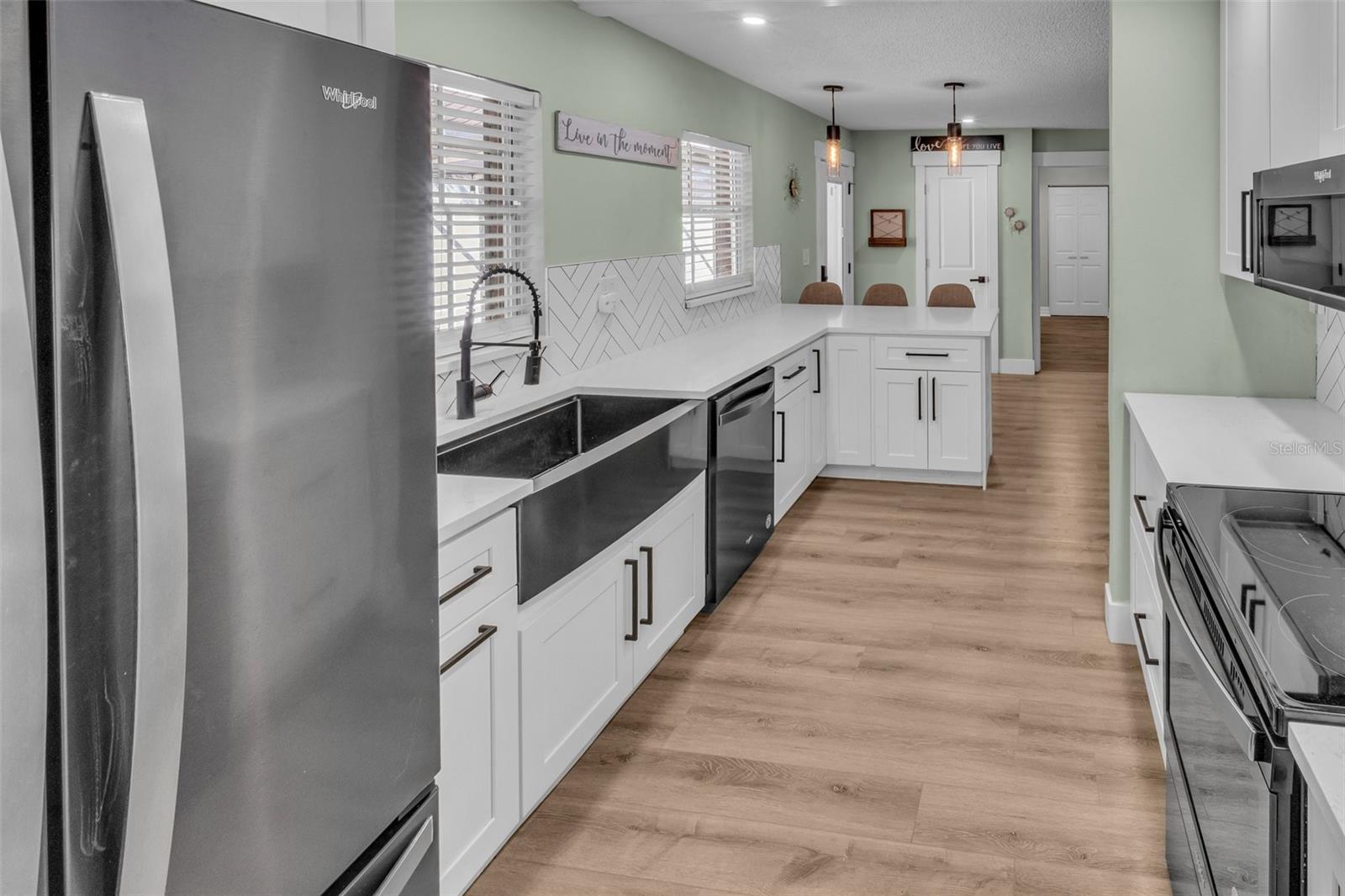 705 S LOCKWOOD RIDGE RD, SARASOTA, FL, 34237