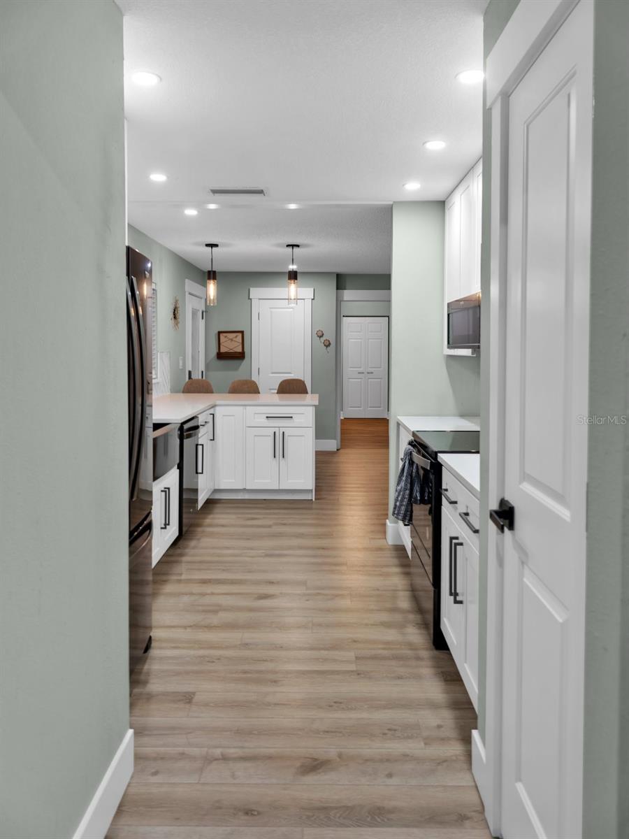 705 S LOCKWOOD RIDGE RD, SARASOTA, FL, 34237