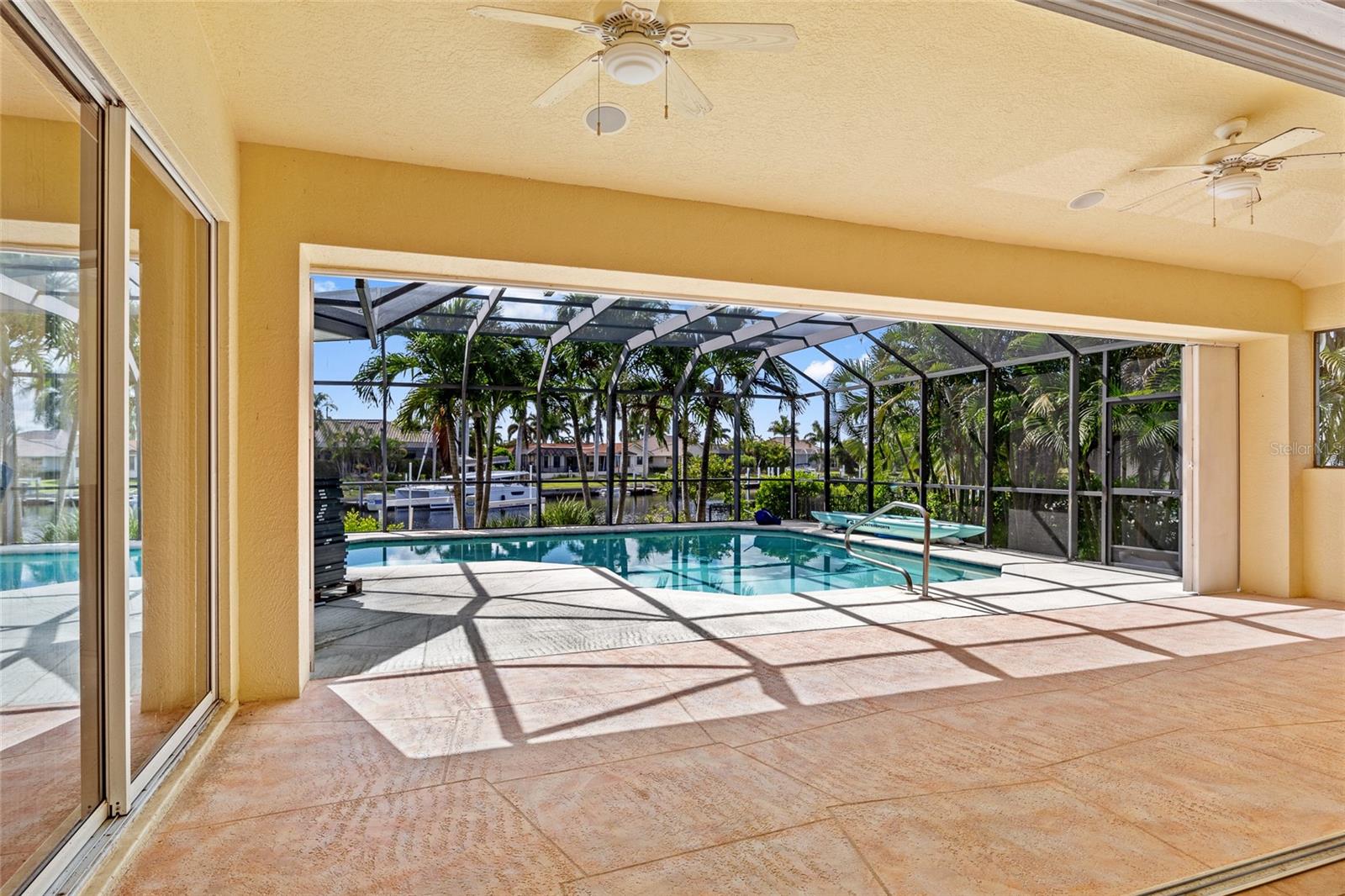 1233 SEA BREEZE CT, PUNTA GORDA, FL, 33950