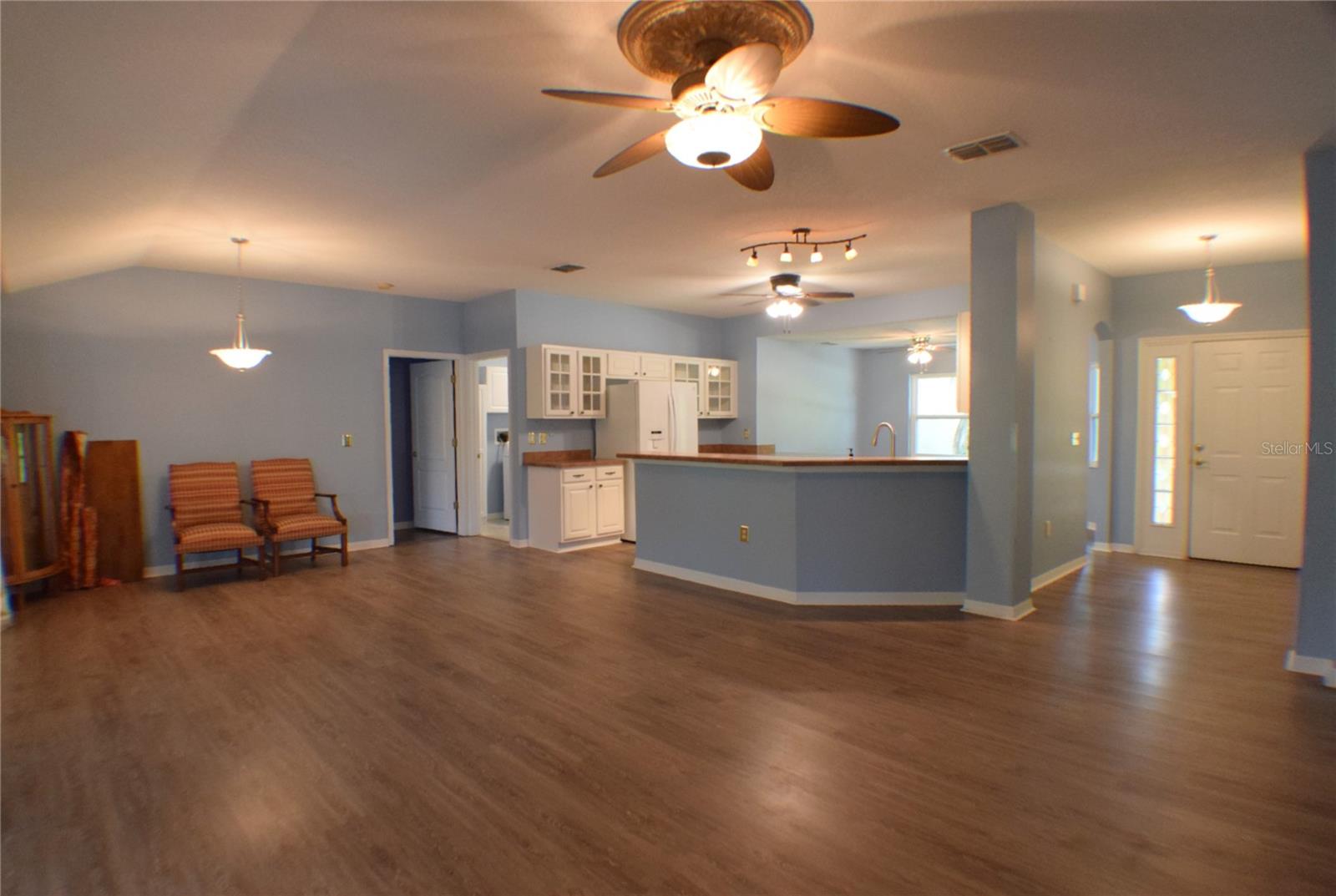 10237 COLLAR DR, SAN ANTONIO, FL, 33576