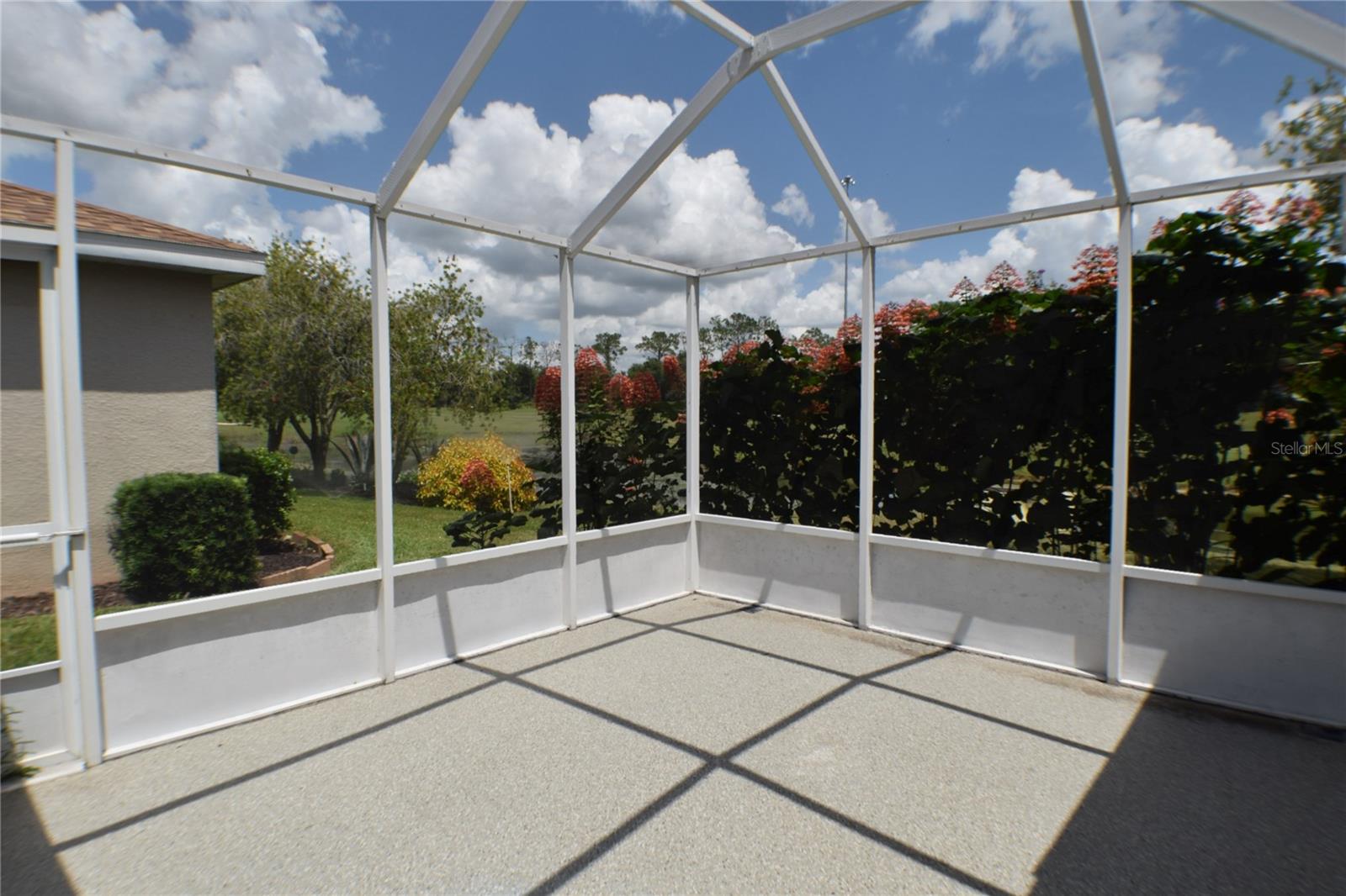 10237 COLLAR DR, SAN ANTONIO, FL, 33576