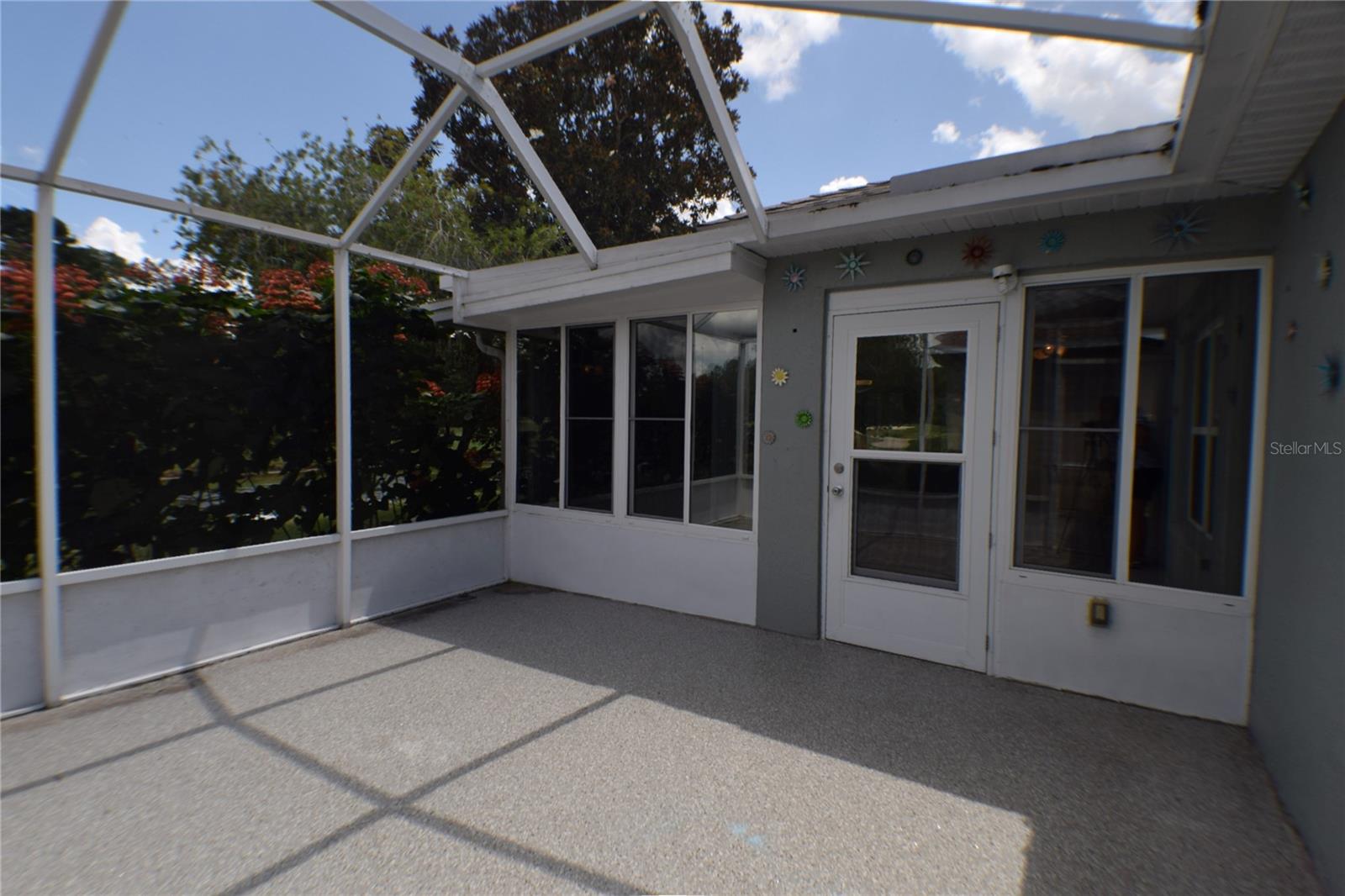 10237 COLLAR DR, SAN ANTONIO, FL, 33576
