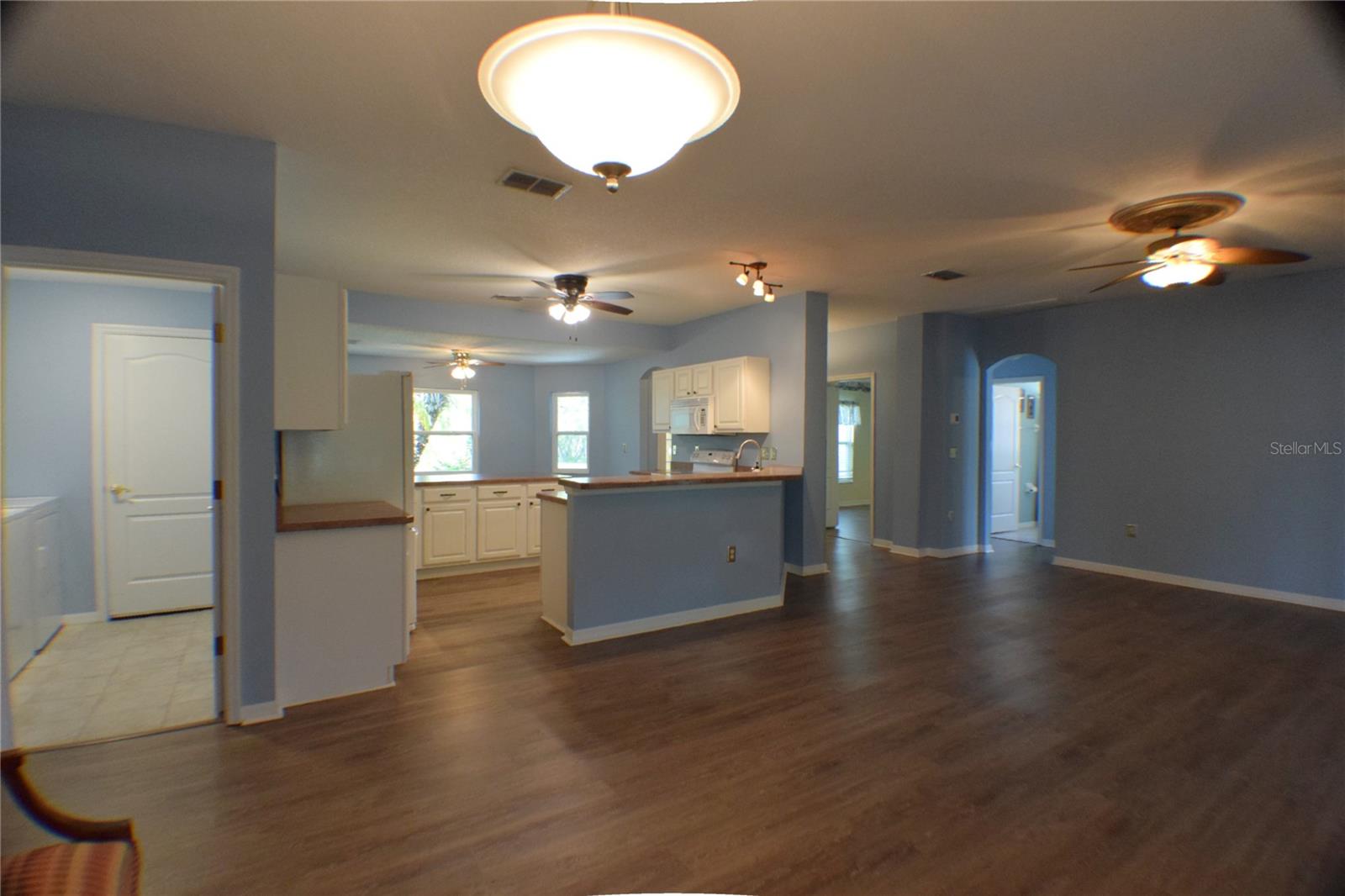 10237 COLLAR DR, SAN ANTONIO, FL, 33576