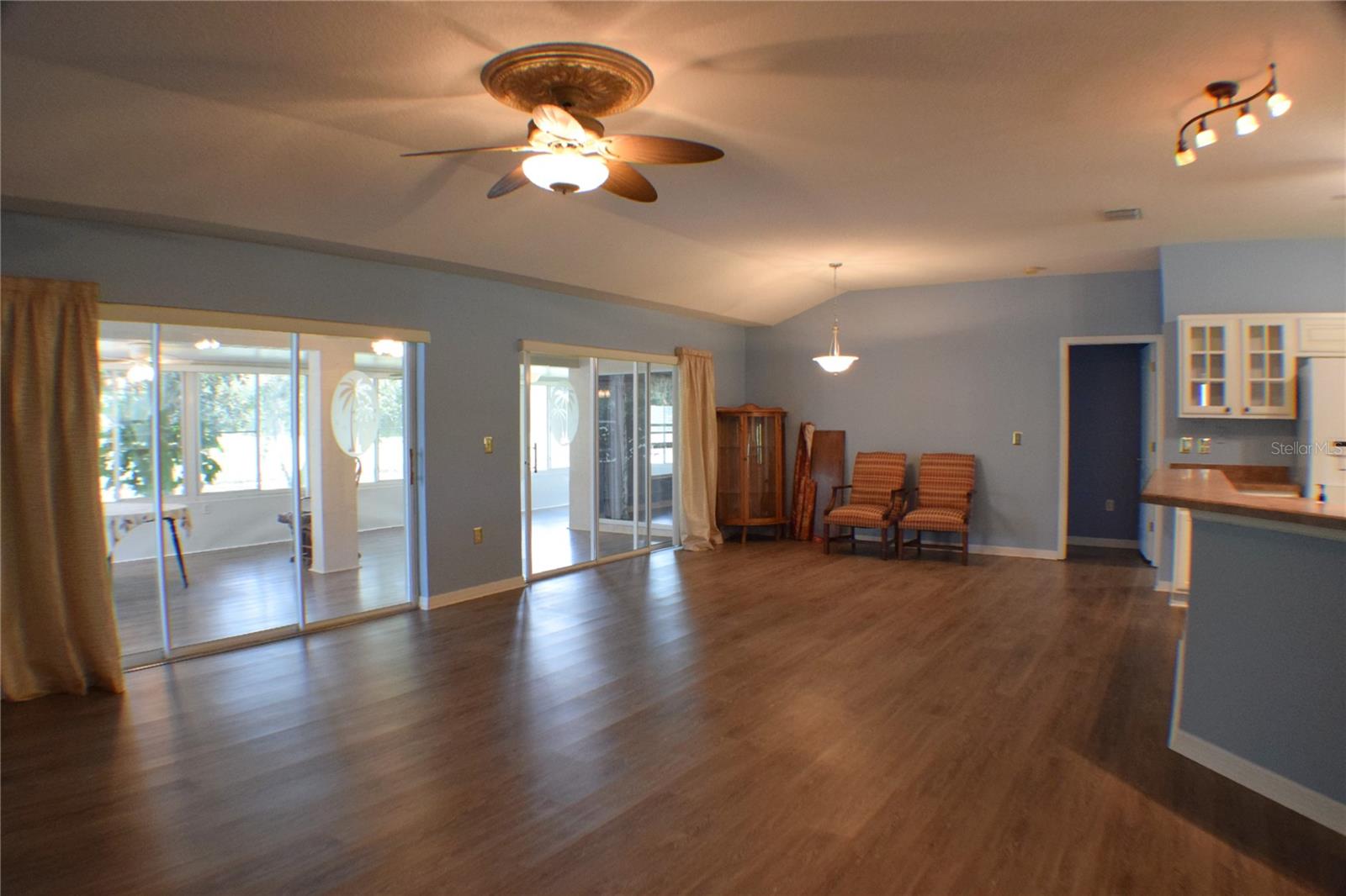 10237 COLLAR DR, SAN ANTONIO, FL, 33576
