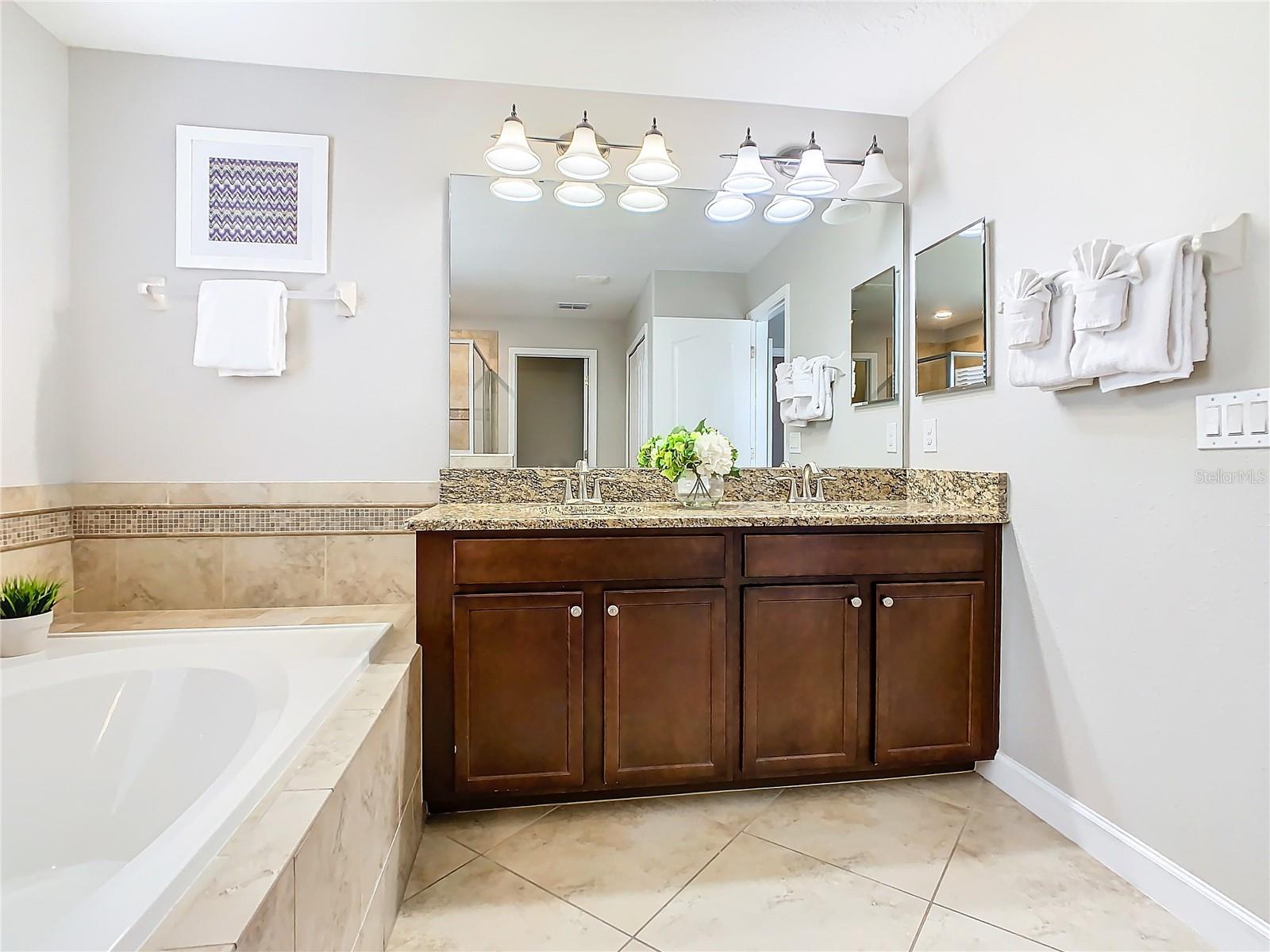1458 ROLLING FAIRWAY DR, DAVENPORT, FL, 33896