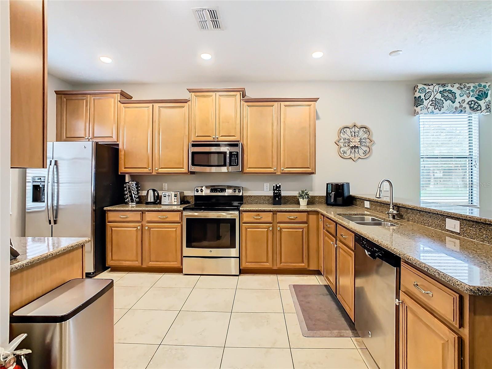 1458 ROLLING FAIRWAY DR, DAVENPORT, FL, 33896