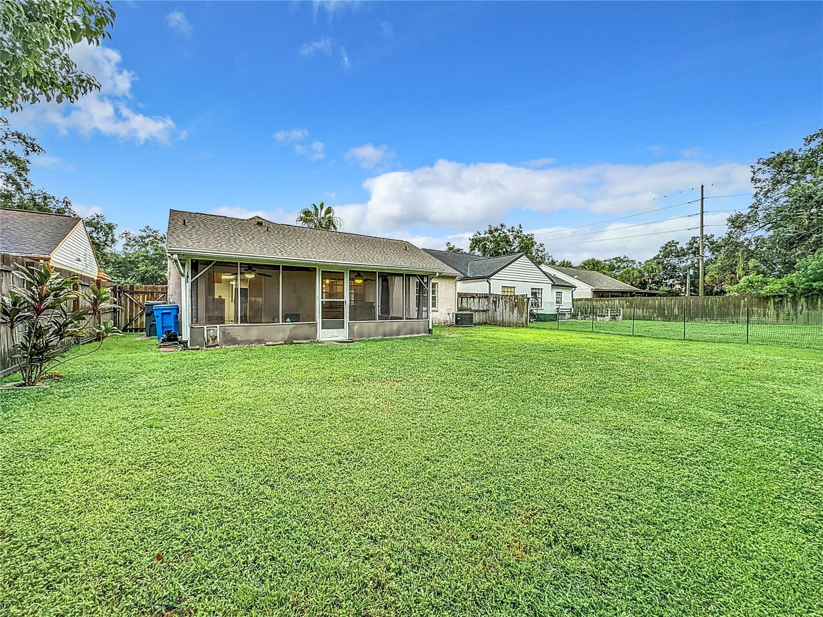 2106 REDLEAF DR, BRANDON, FL, 33510