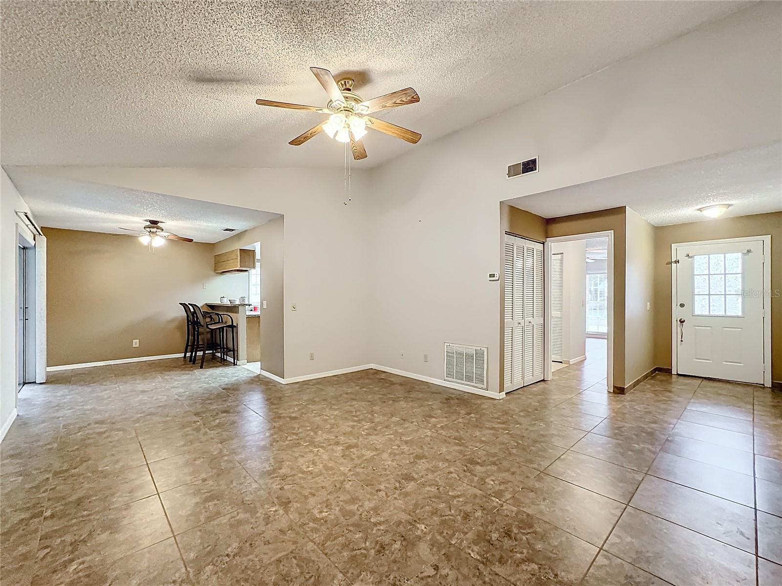 2106 REDLEAF DR, BRANDON, FL, 33510