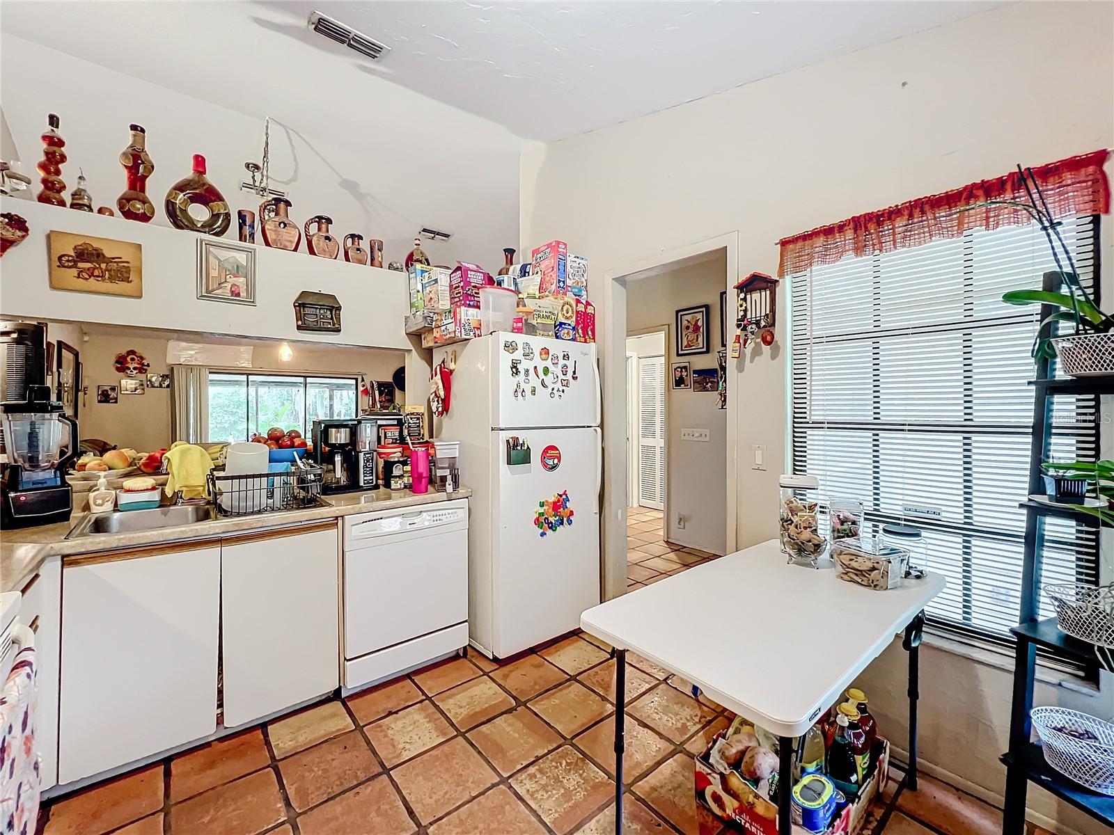 5001 80TH AVENUE CIR E, SARASOTA, FL, 34243