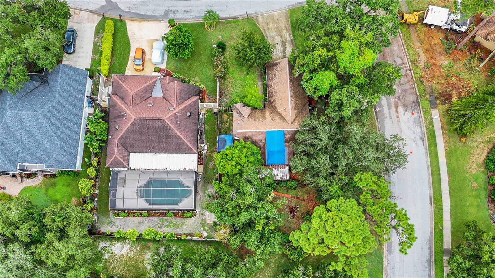 5001 80TH AVENUE CIR E, SARASOTA, FL, 34243