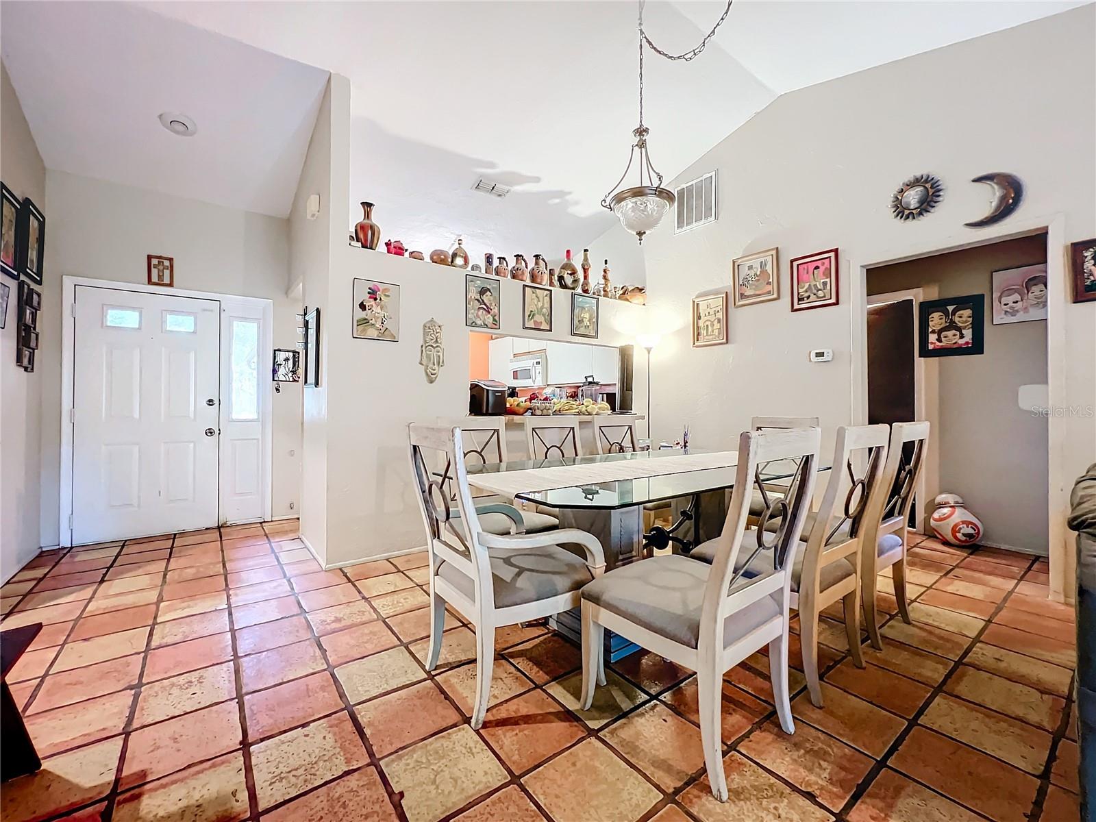 5001 80TH AVENUE CIR E, SARASOTA, FL, 34243