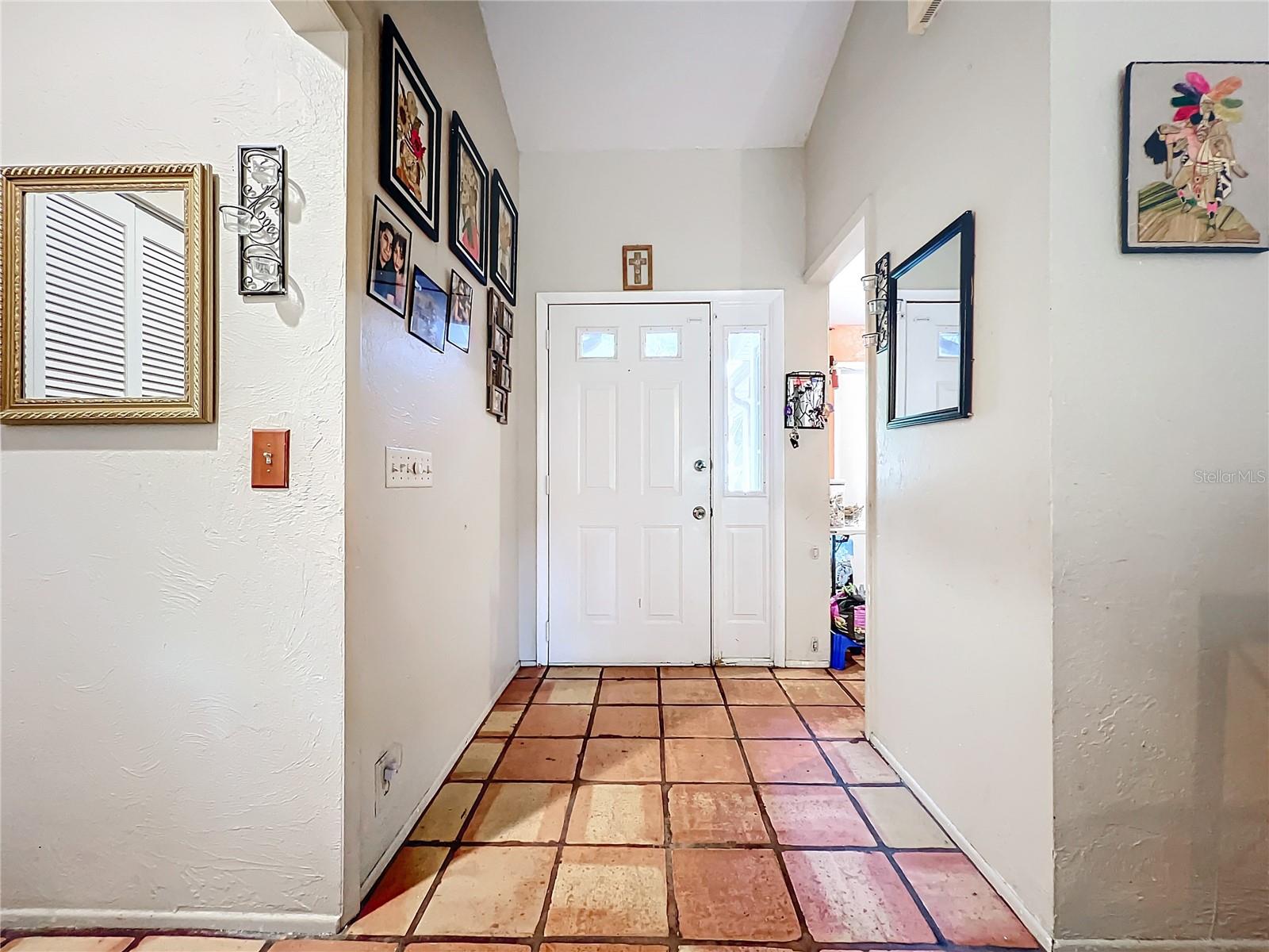 5001 80TH AVENUE CIR E, SARASOTA, FL, 34243