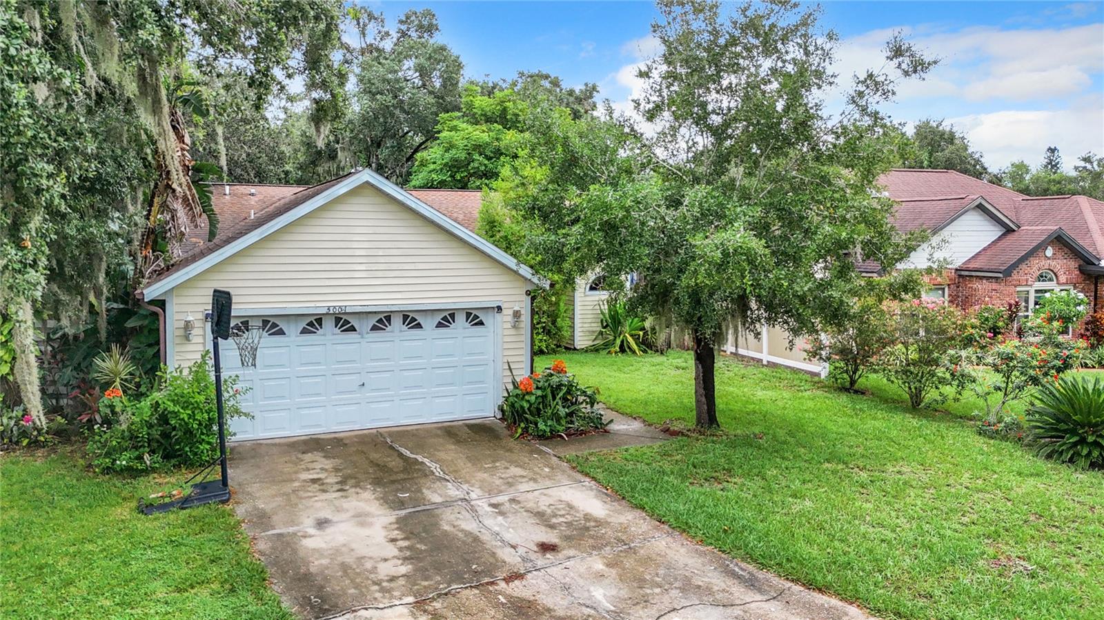 5001 80TH AVENUE CIR E, SARASOTA, FL, 34243