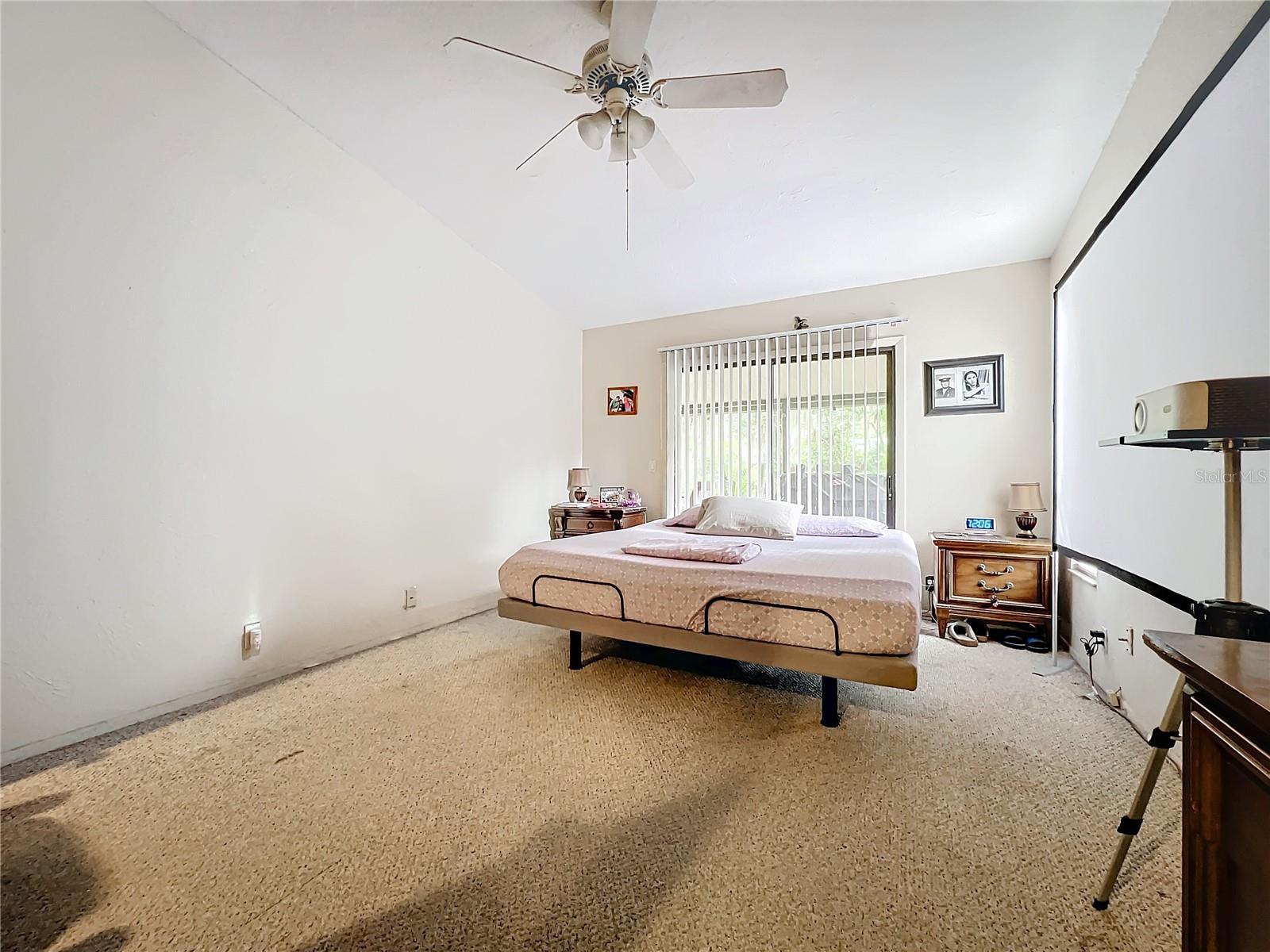 5001 80TH AVENUE CIR E, SARASOTA, FL, 34243