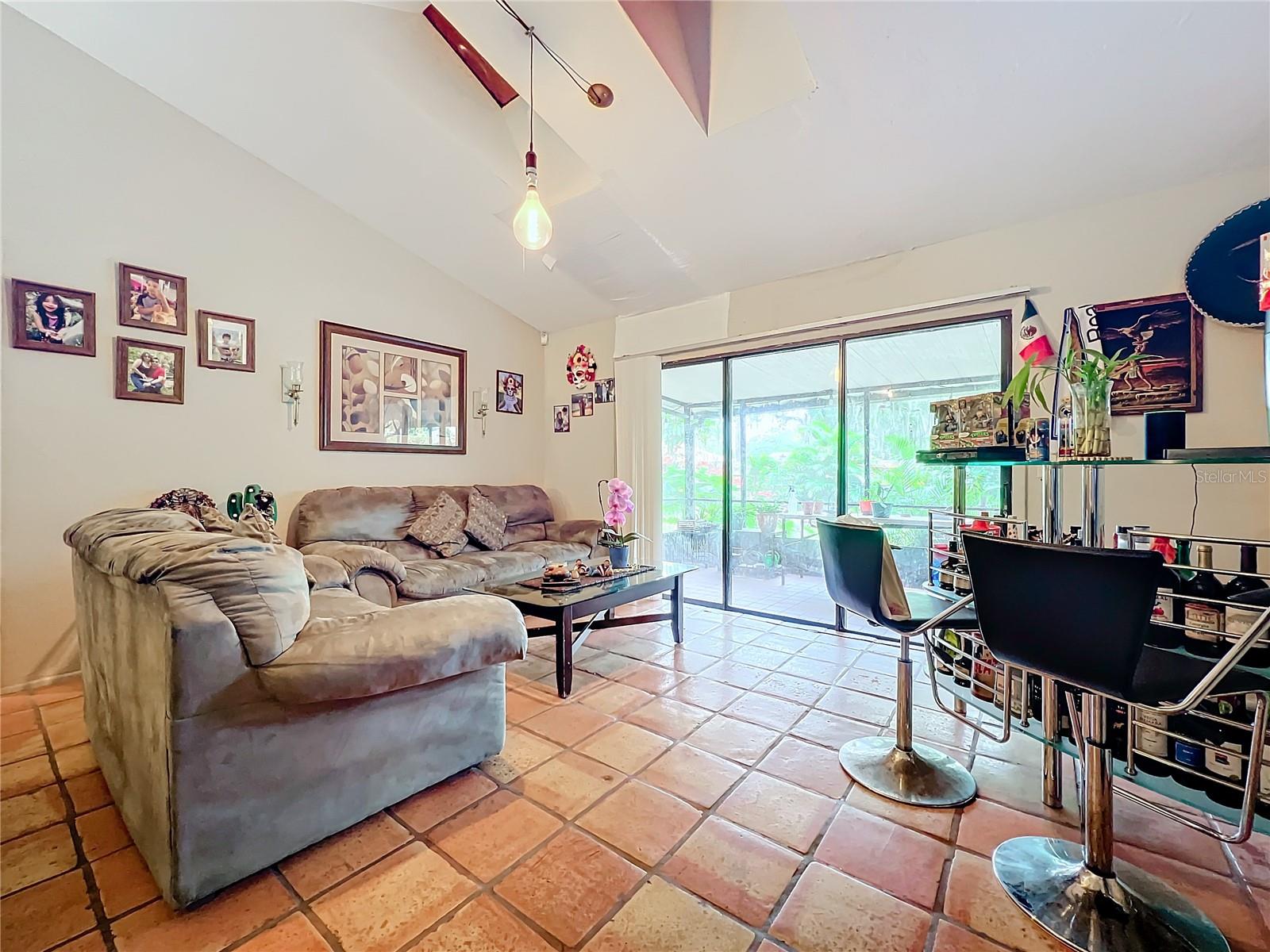 5001 80TH AVENUE CIR E, SARASOTA, FL, 34243