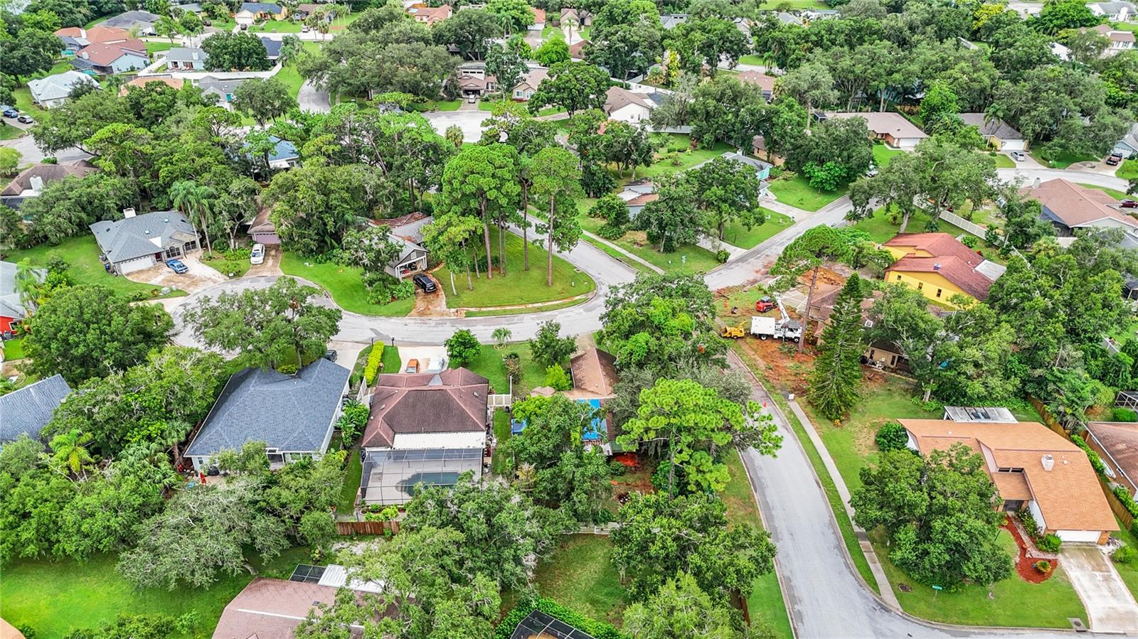 5001 80TH AVENUE CIR E, SARASOTA, FL, 34243
