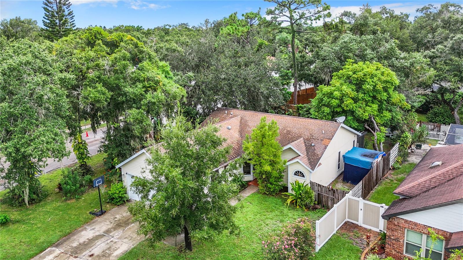 5001 80TH AVENUE CIR E, SARASOTA, FL, 34243