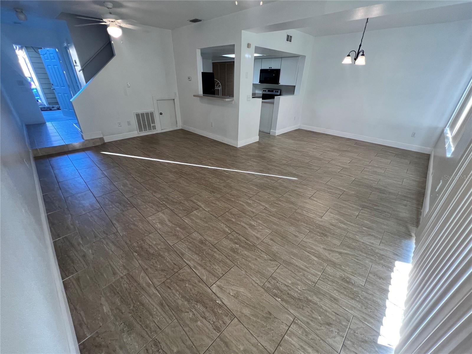 121 WASHINGTON PALM LOOP, DAVENPORT, FL, 33897