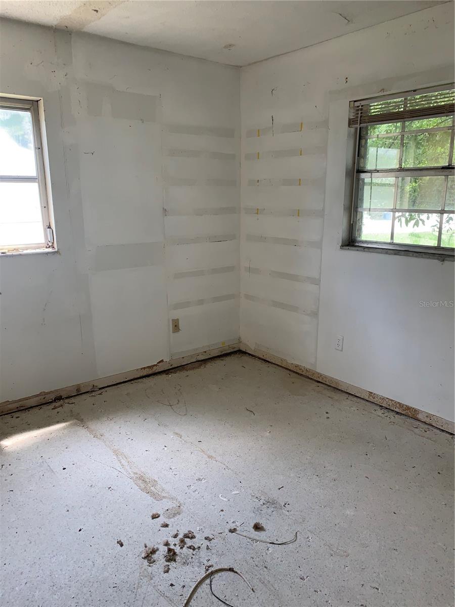 207 ROBIN RD, ALTAMONTE SPRINGS, FL, 32701