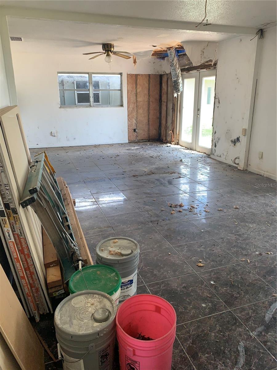 207 ROBIN RD, ALTAMONTE SPRINGS, FL, 32701