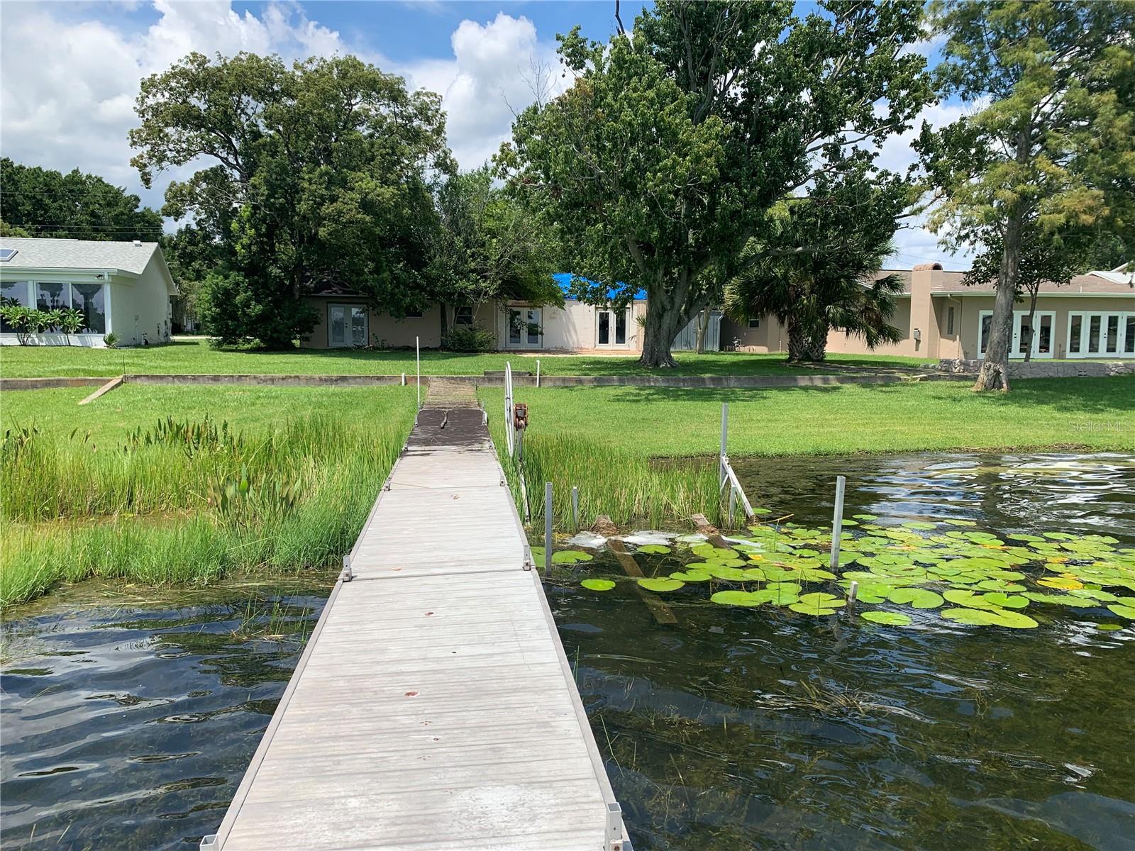 207 ROBIN RD, ALTAMONTE SPRINGS, FL, 32701