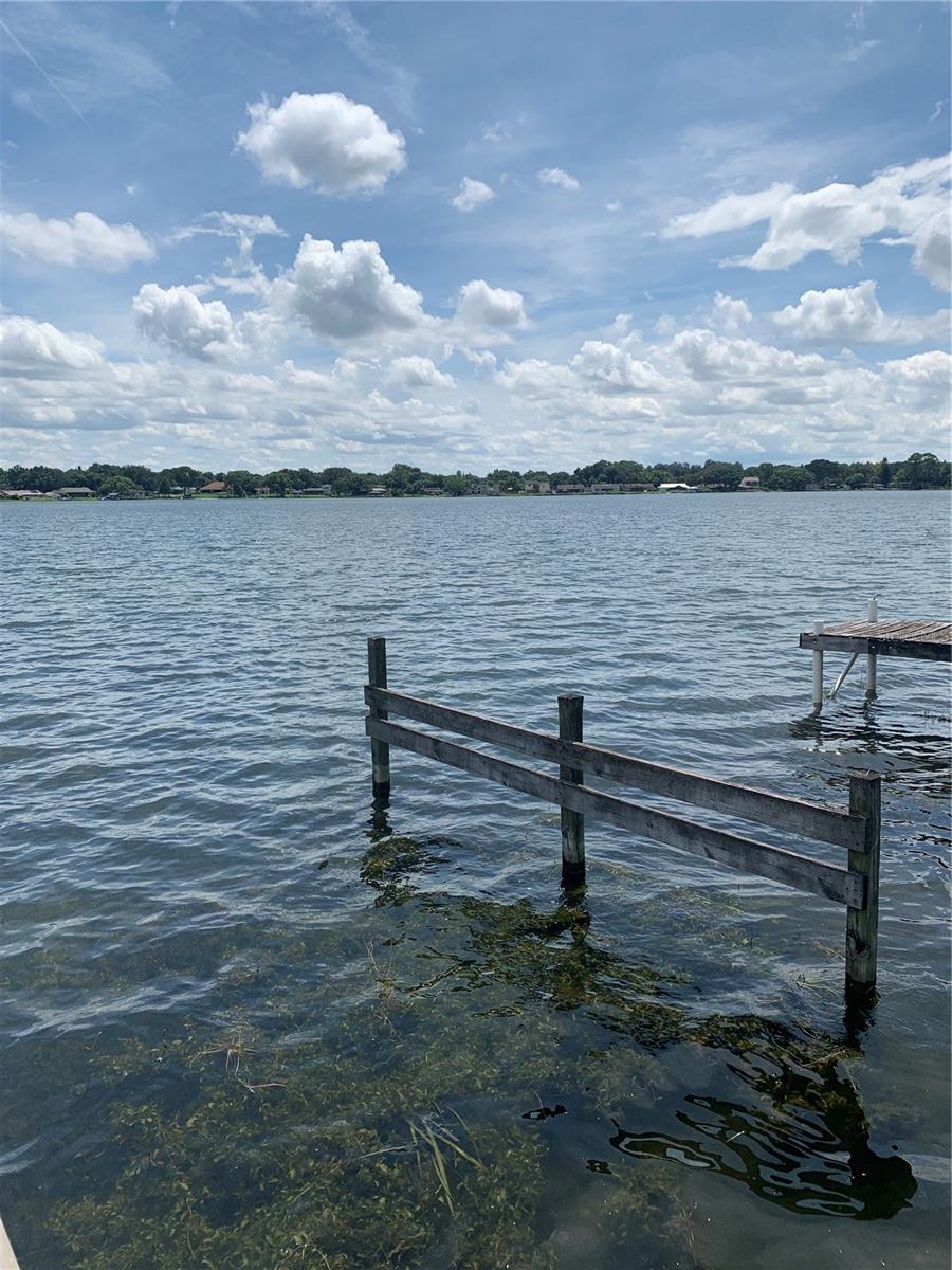 207 ROBIN RD, ALTAMONTE SPRINGS, FL, 32701