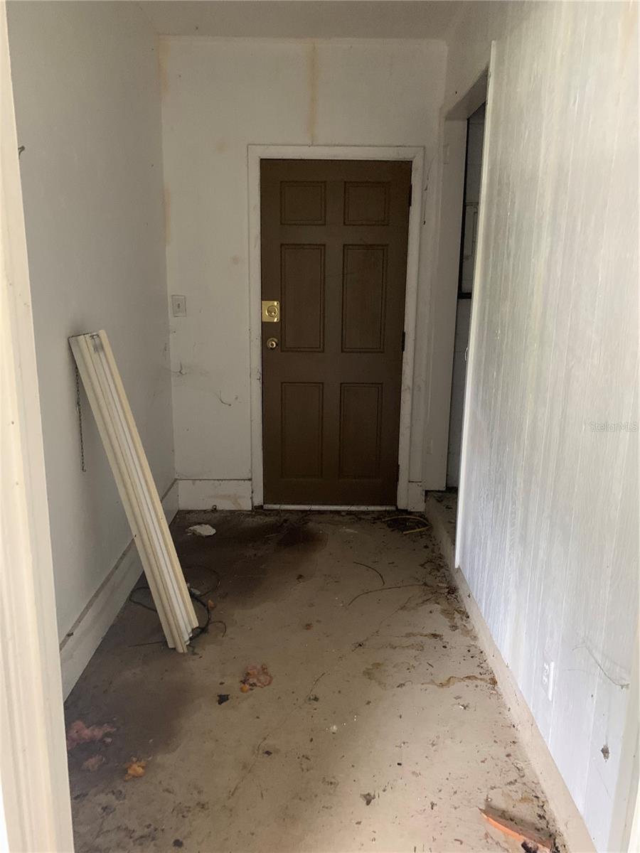 207 ROBIN RD, ALTAMONTE SPRINGS, FL, 32701