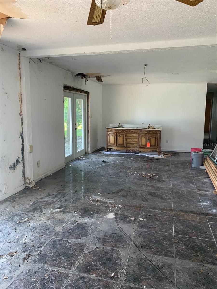 207 ROBIN RD, ALTAMONTE SPRINGS, FL, 32701