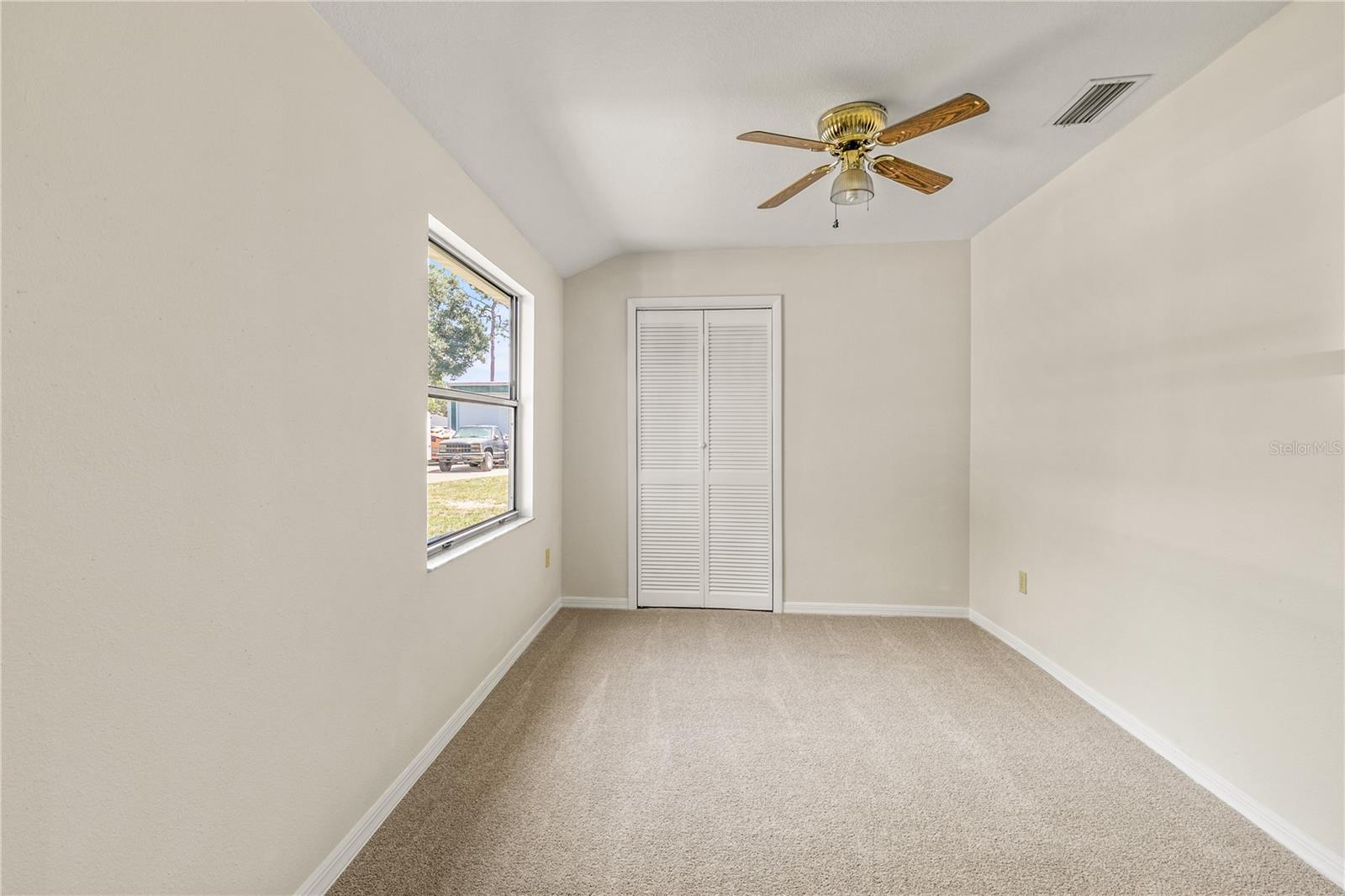 19402 E 5TH ST, UMATILLA, FL, 32784