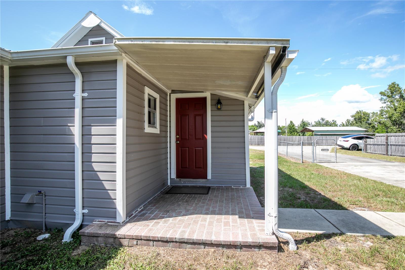 19402 E 5TH ST, UMATILLA, FL, 32784