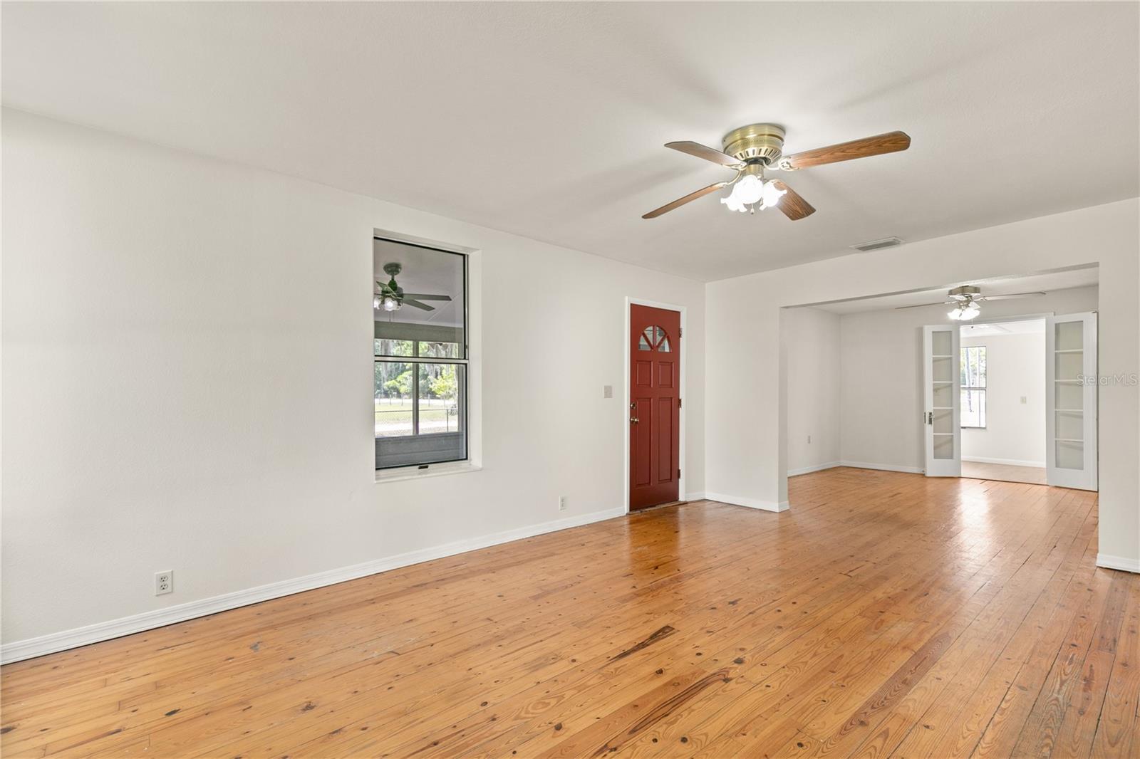 19402 E 5TH ST, UMATILLA, FL, 32784