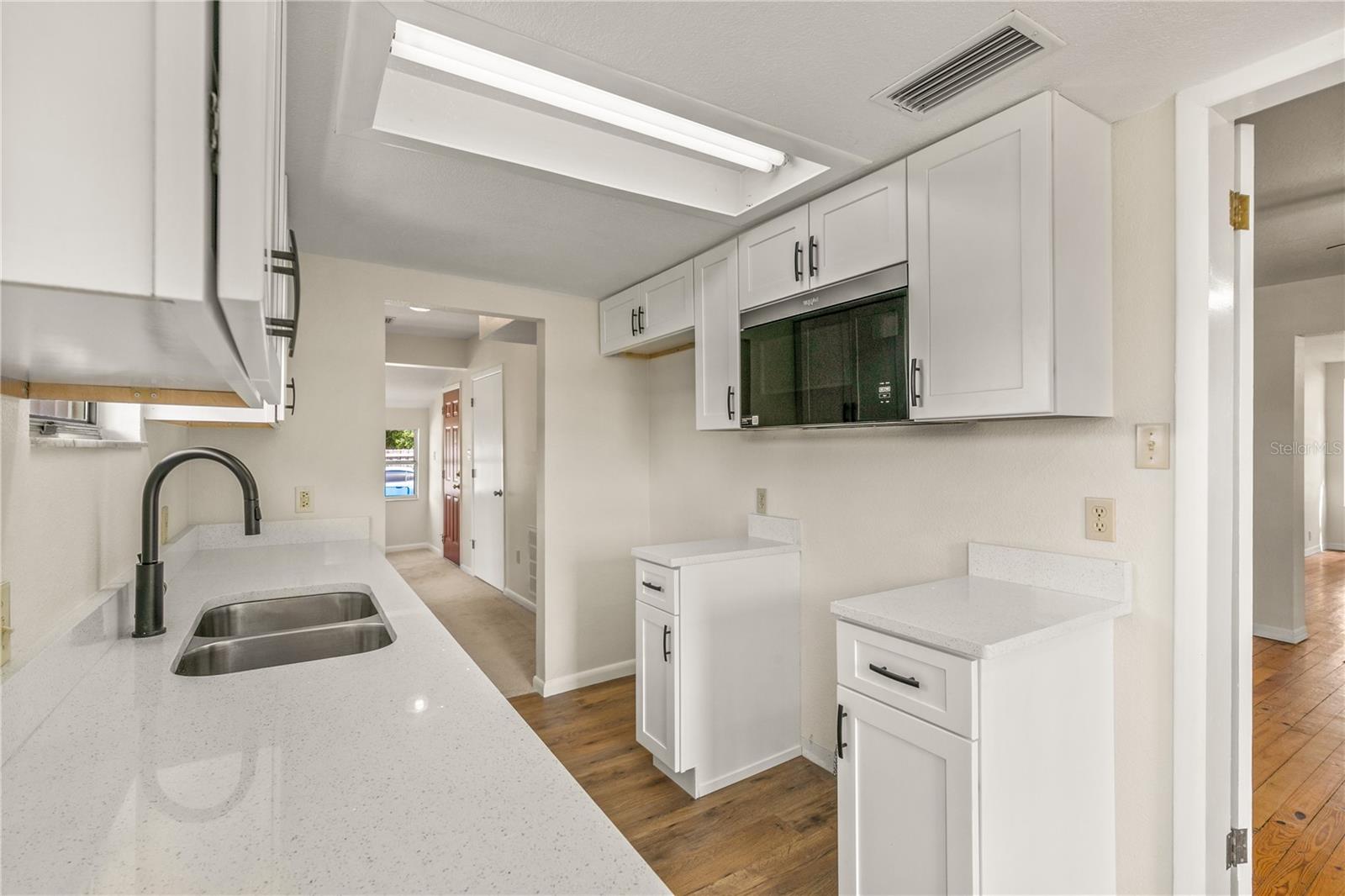 19402 E 5TH ST, UMATILLA, FL, 32784