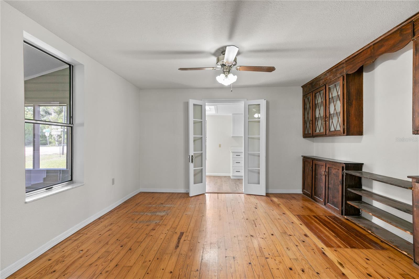 19402 E 5TH ST, UMATILLA, FL, 32784