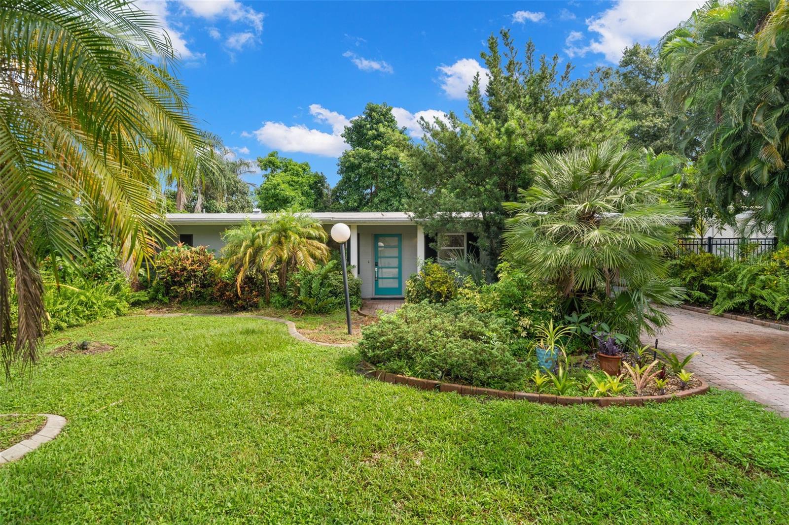 2517 TRINIDAD ST, SARASOTA, FL, 34231