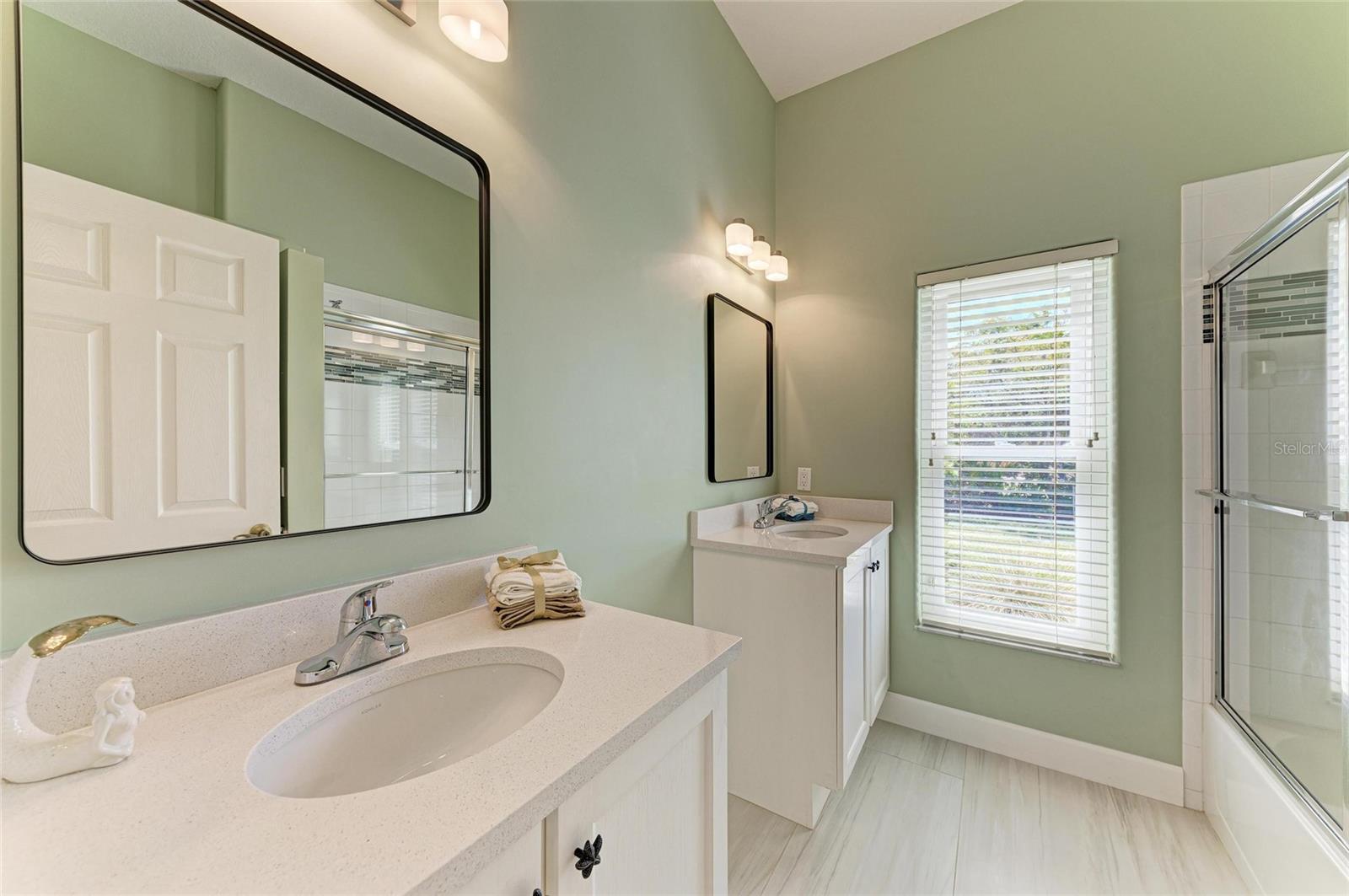 7602 PARTRIDGE STREET CIR, BRADENTON, FL, 34202