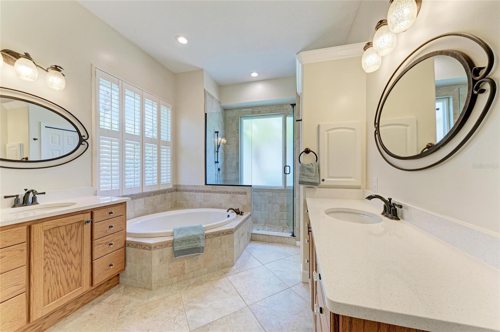 7602 PARTRIDGE STREET CIR, BRADENTON, FL, 34202