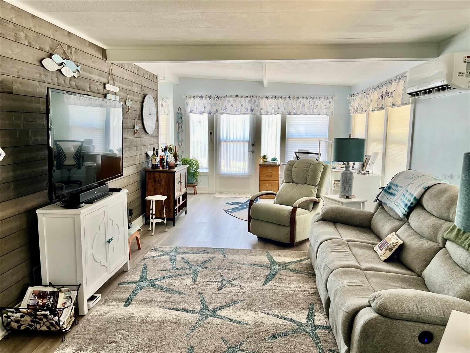 111 MOUNT ISLE AVE NE #187, ST PETERSBURG, FL, 33702