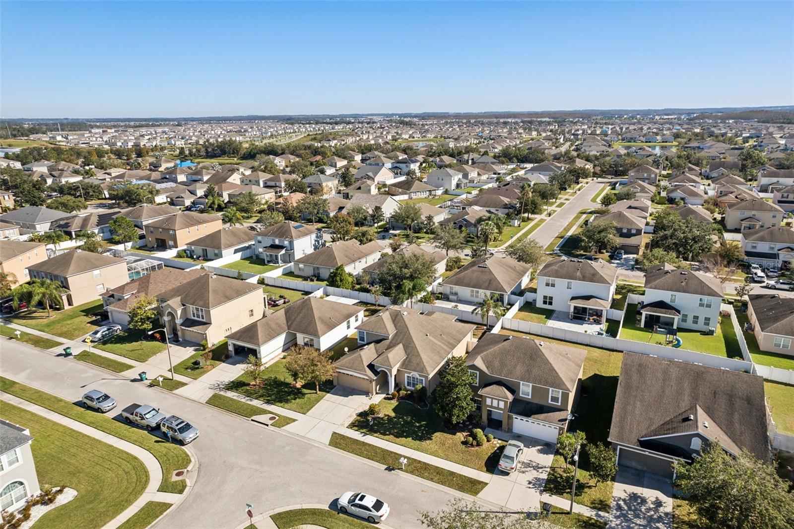 7720 RATHDOWN LN, WESLEY CHAPEL, FL, 33545