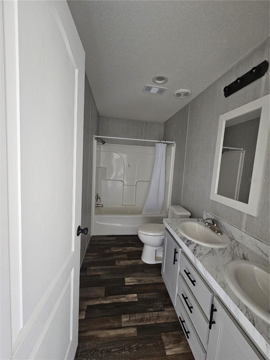 1070 CABBAGE LN, OKEECHOBEE, FL, 34974