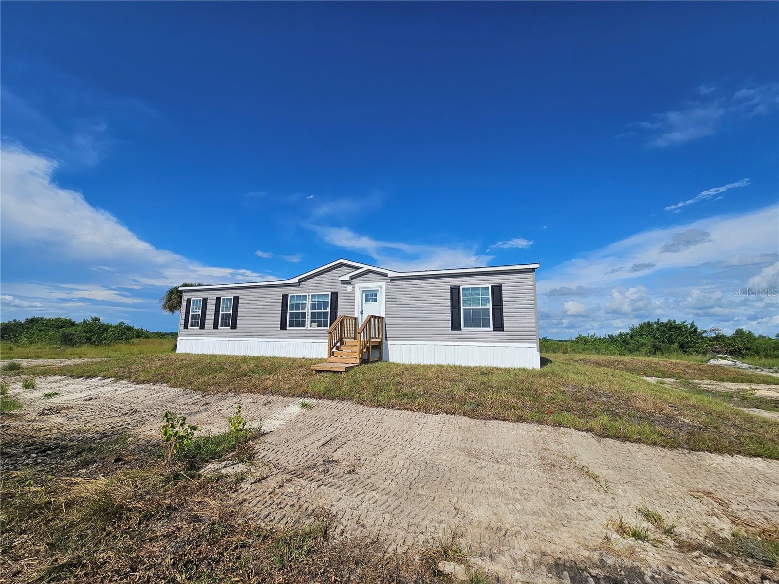 1070 CABBAGE LN, OKEECHOBEE, FL, 34974