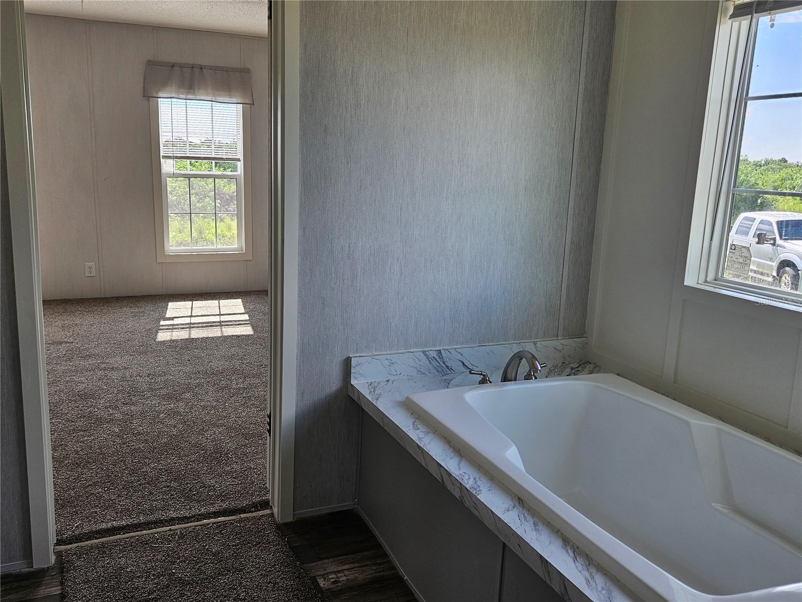 1070 CABBAGE LN, OKEECHOBEE, FL, 34974