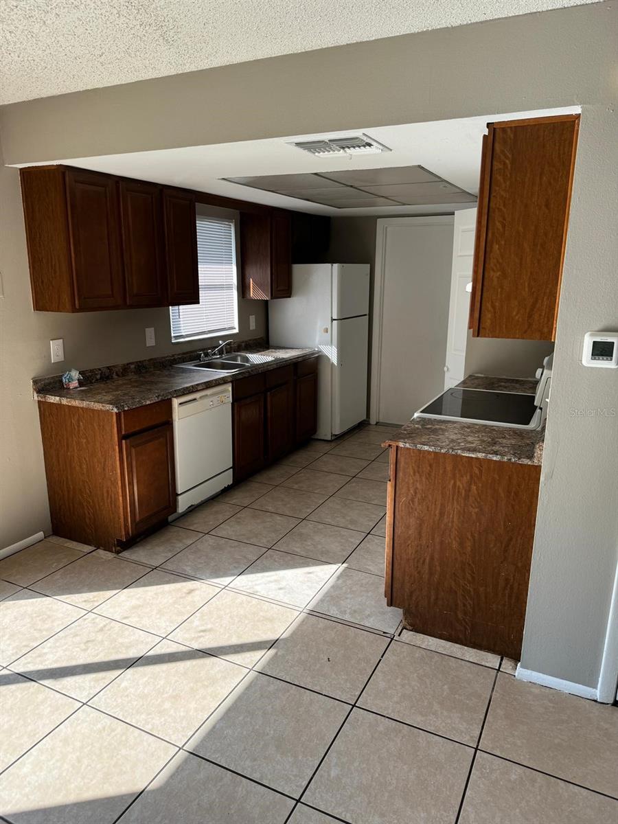 501 FLORAL DR, KISSIMMEE, FL, 34743