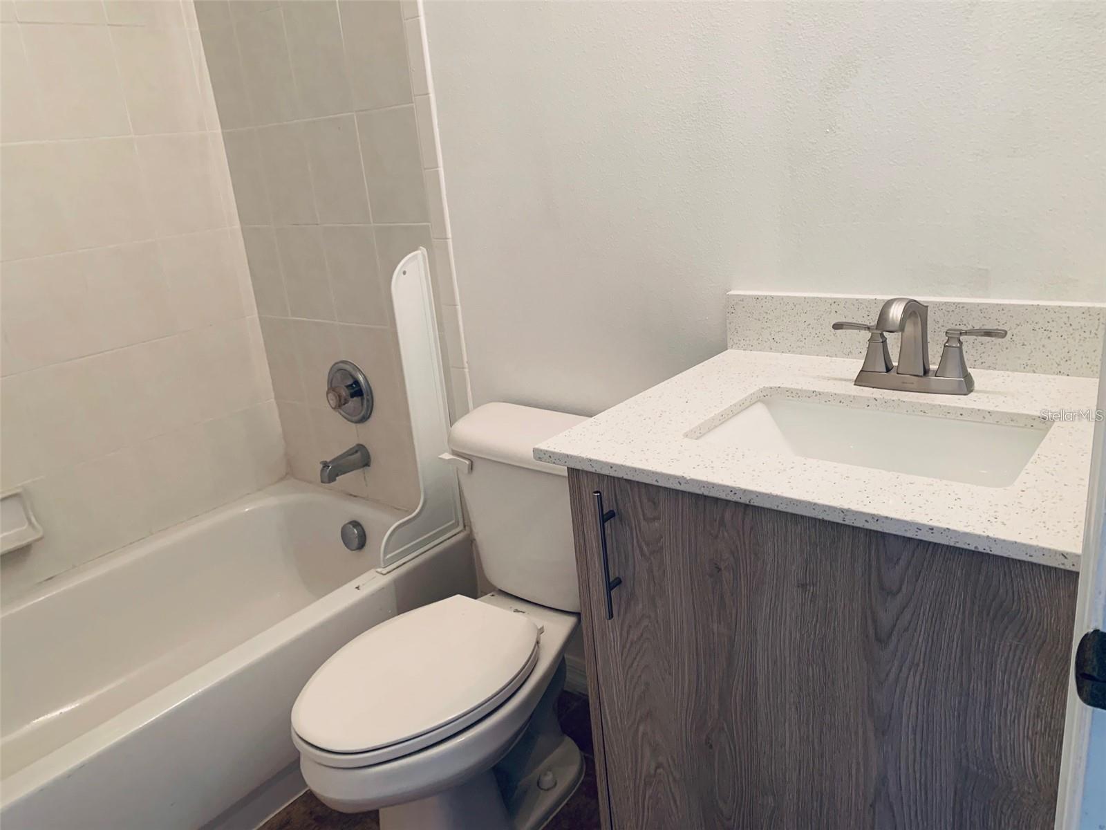 1240 S BEACH CIR, KISSIMMEE, FL, 34746