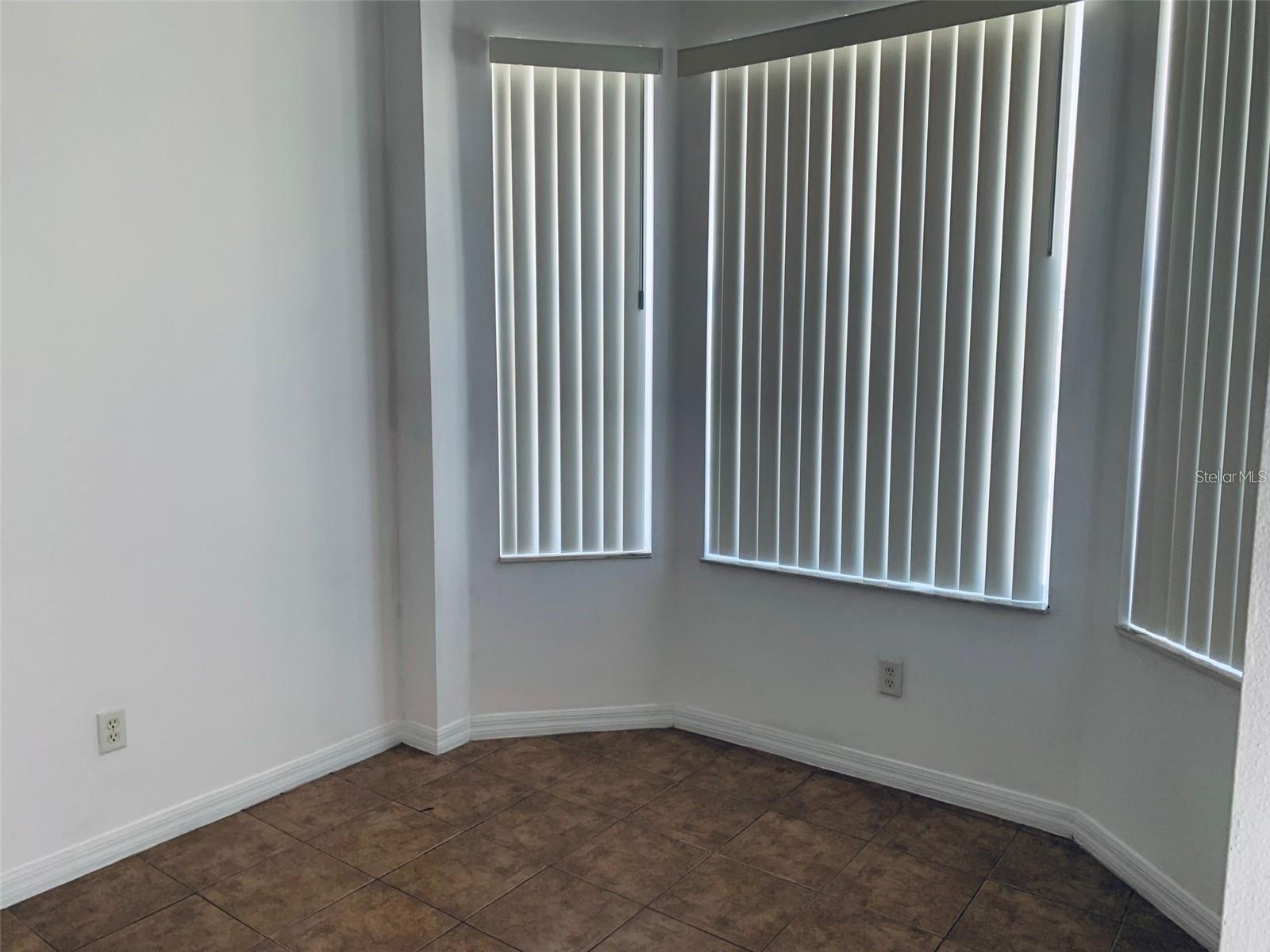 1240 S BEACH CIR, KISSIMMEE, FL, 34746