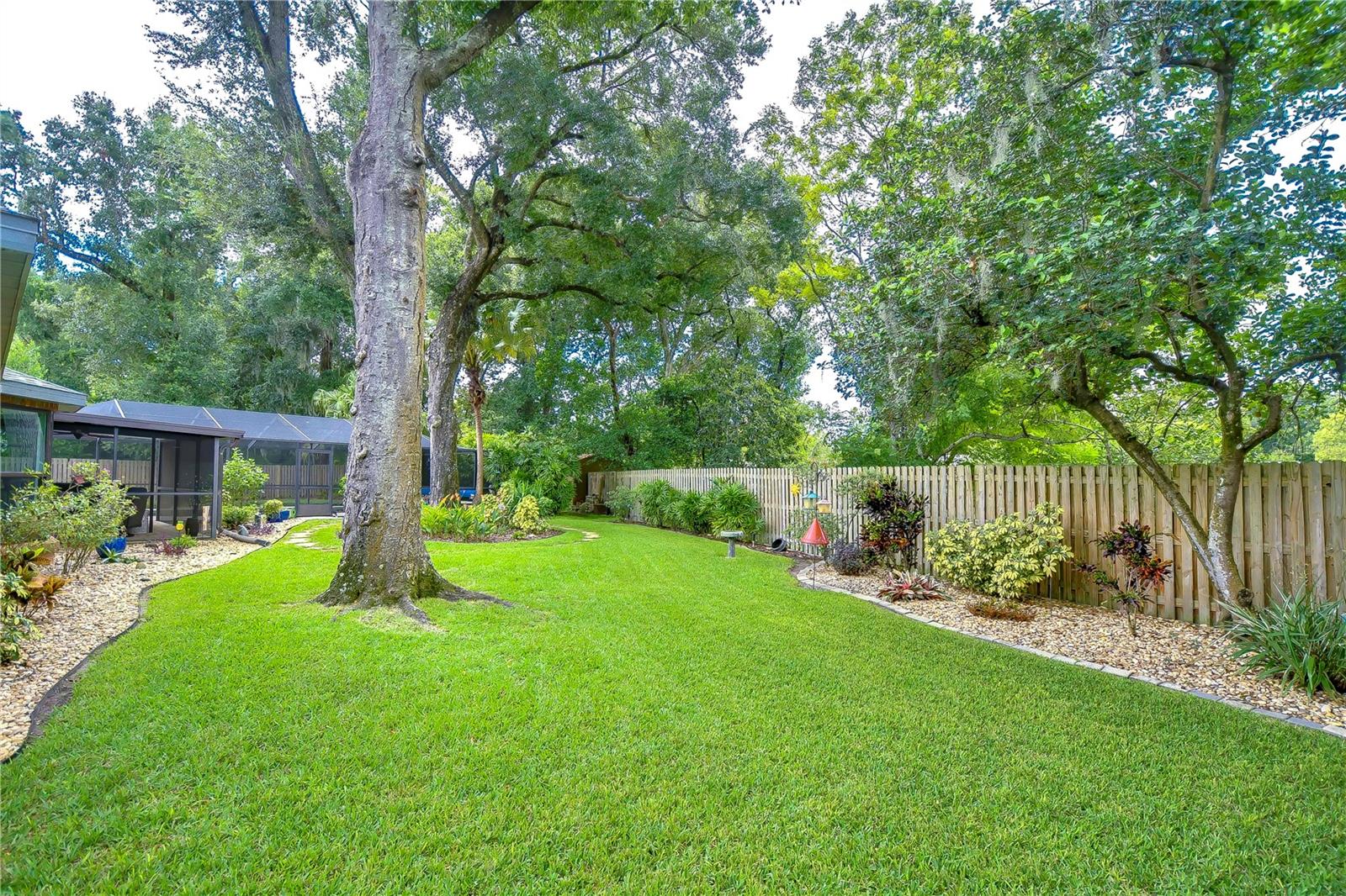 2218 WILDWOOD HOLLOW DR, VALRICO, FL, 33596