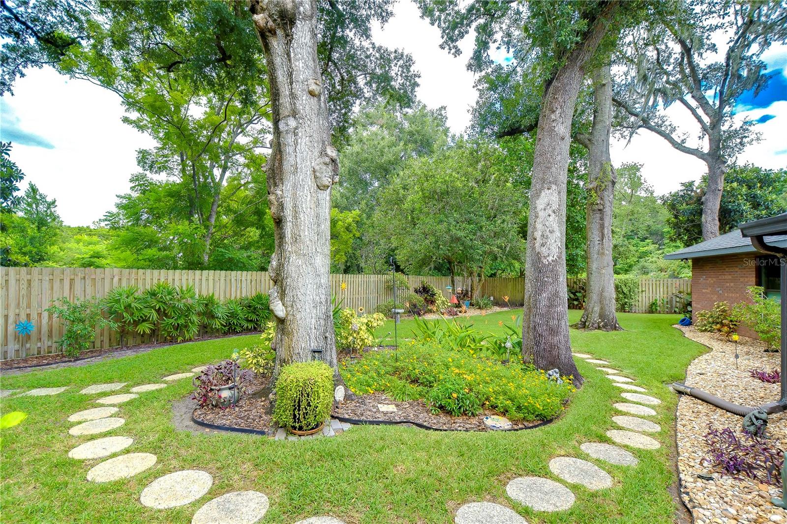 2218 WILDWOOD HOLLOW DR, VALRICO, FL, 33596
