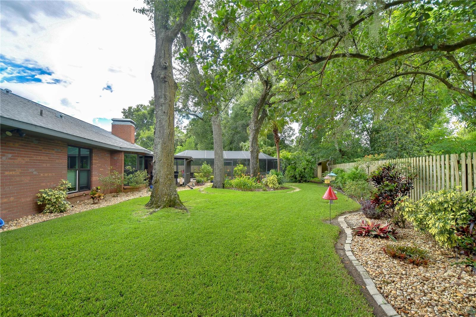 2218 WILDWOOD HOLLOW DR, VALRICO, FL, 33596