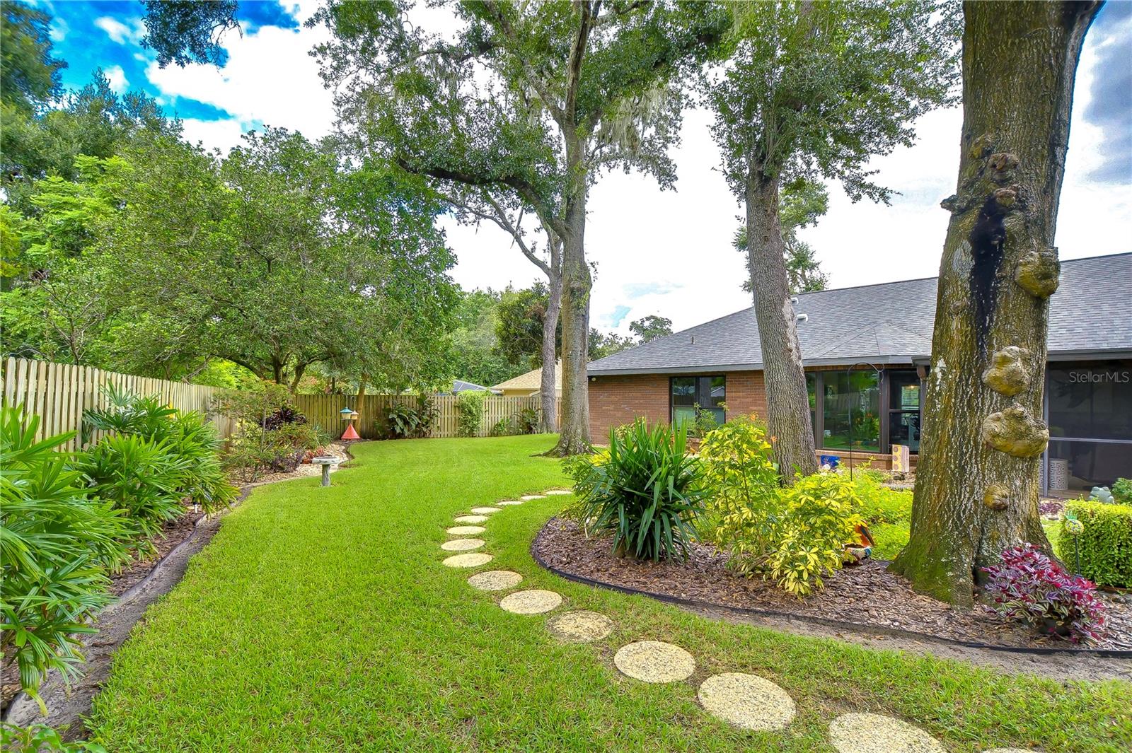 2218 WILDWOOD HOLLOW DR, VALRICO, FL, 33596