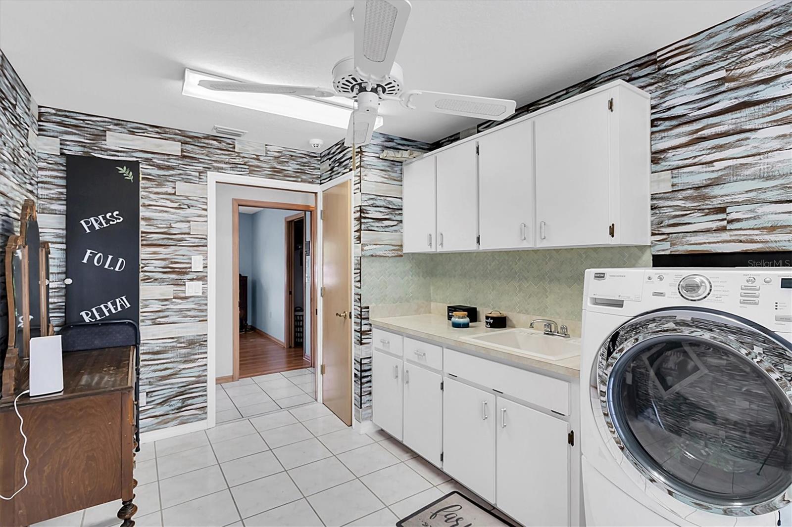 8607 CRANES ROOST DR, NEW PORT RICHEY, FL, 34654